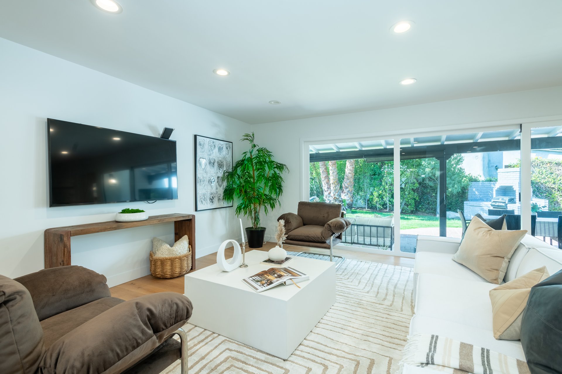 4495 Libbit Ave.