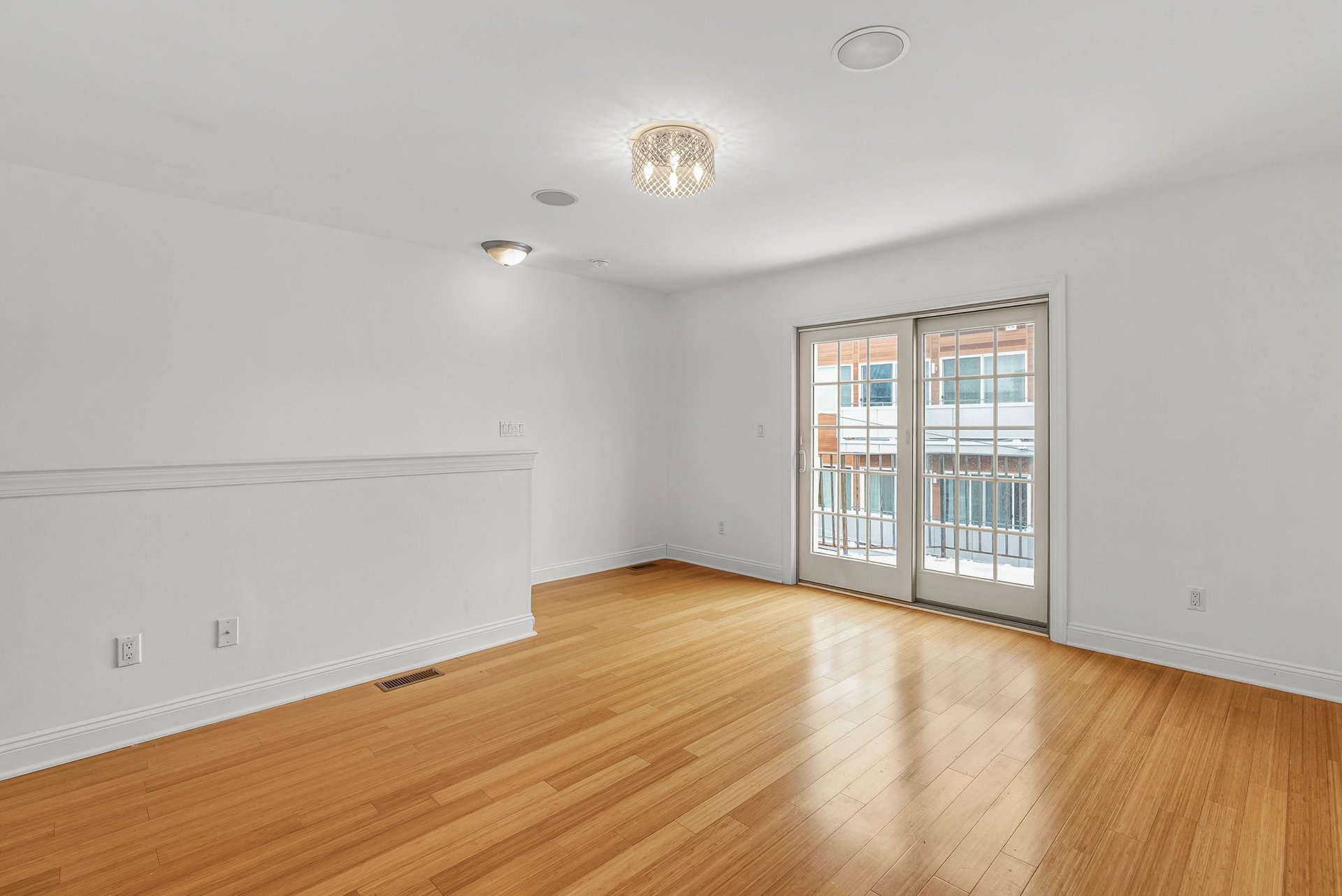 1003 N 3rd St #B, Philadelphia, PA 19123