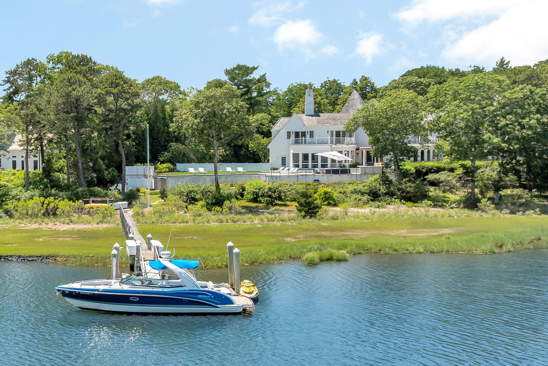 Elegance on Oyster Harbors