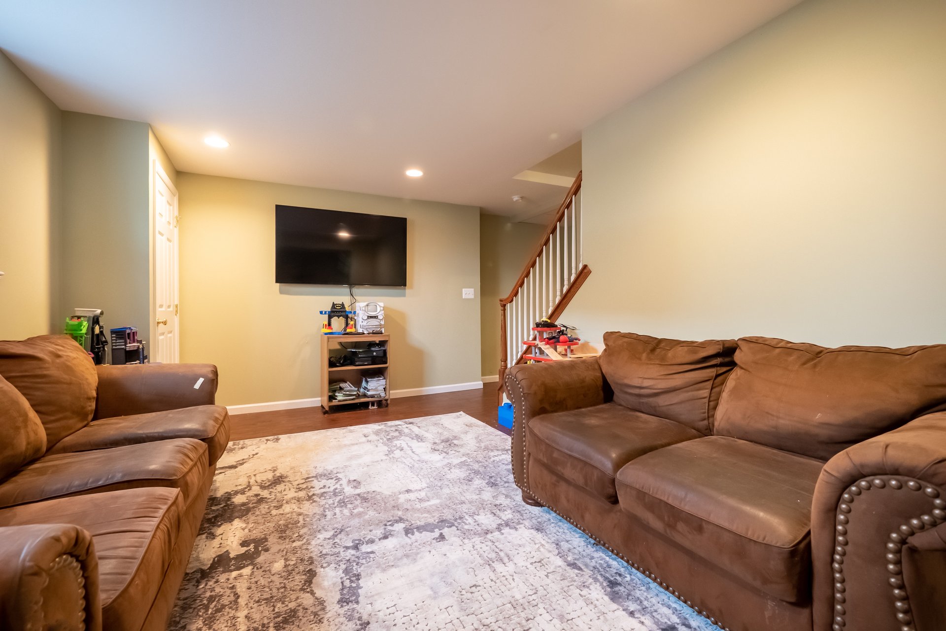 4640 Rolling Ridge Drive