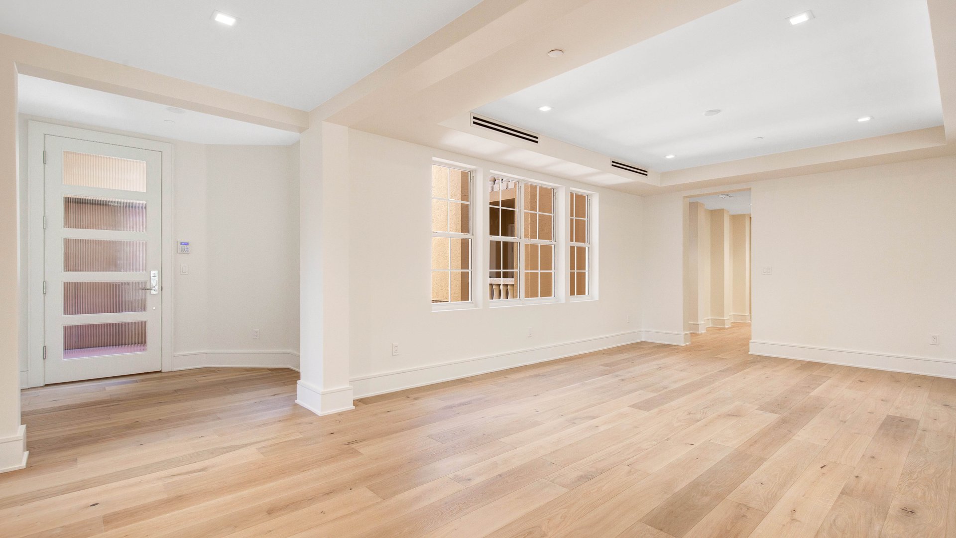 147 S Interlachen Ave Unit 301