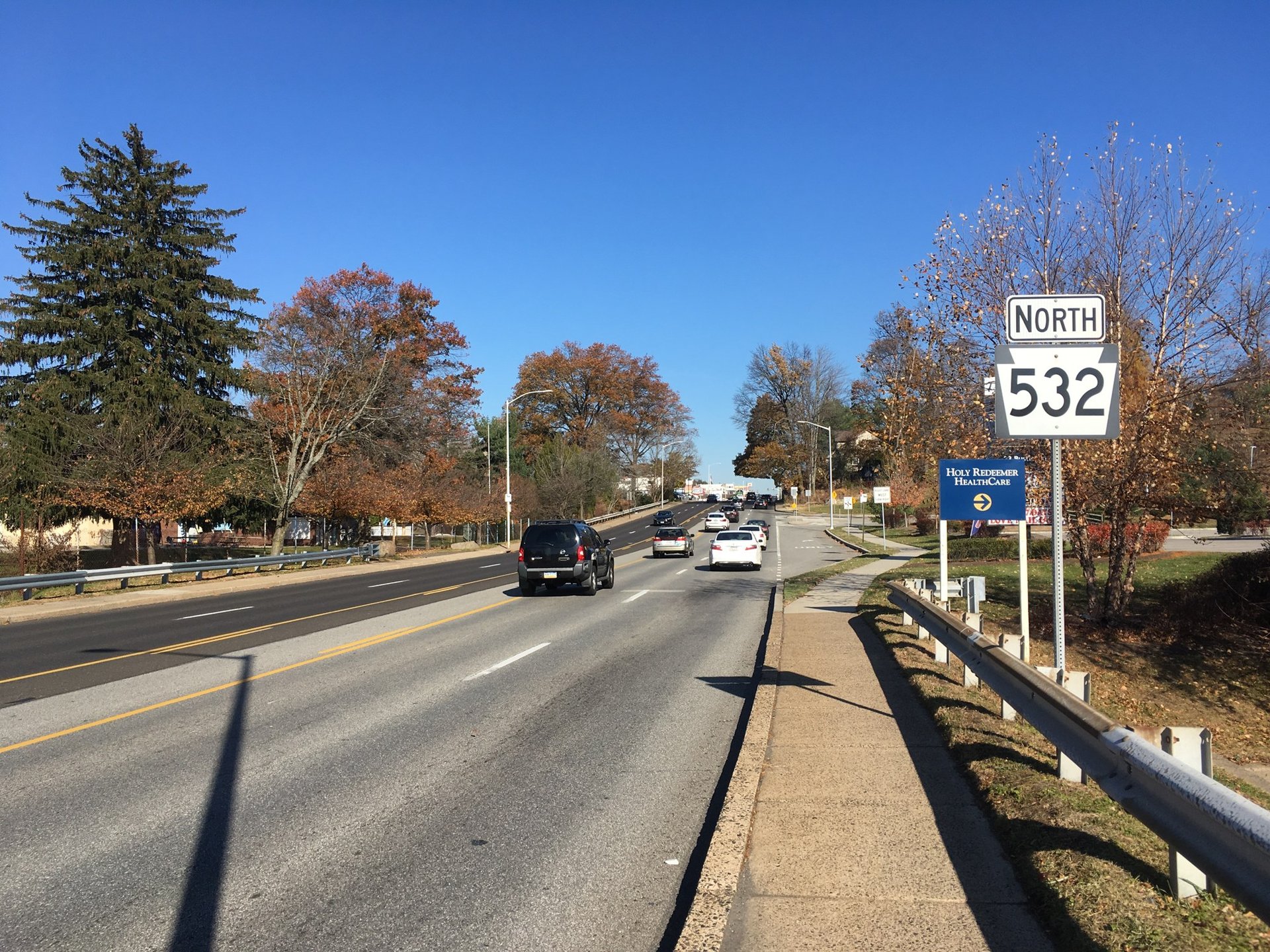 feasterville-trevose-04-pa-532-nb-shield-past-county-line-road.jpg