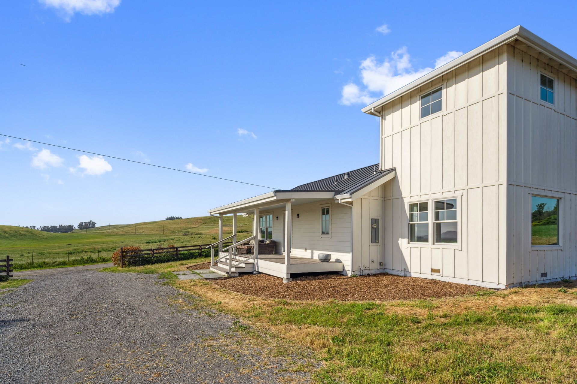 5082 Lakeville Hwy