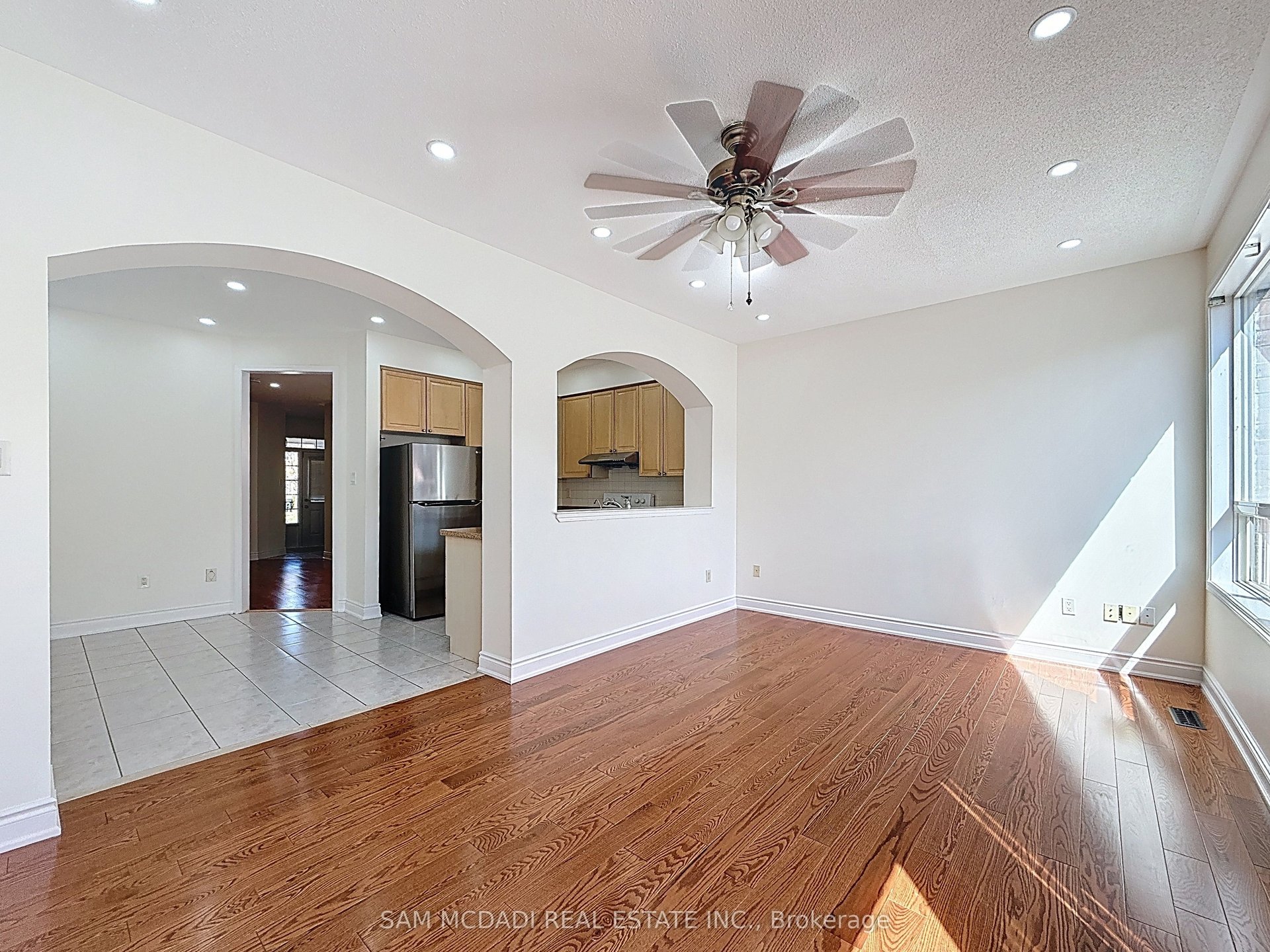 1354 Weir Chase 