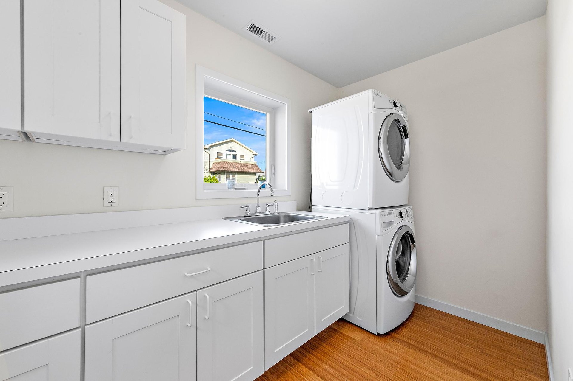 2 E. 33rd Street, Brant Beach