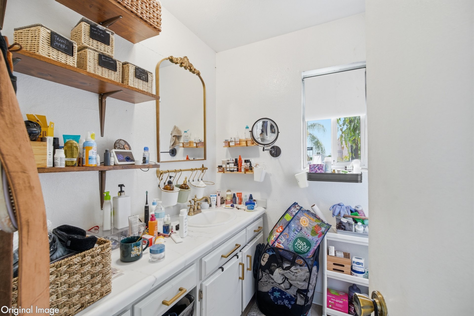 12940 Riverside Dr #201, Sherman Oaks