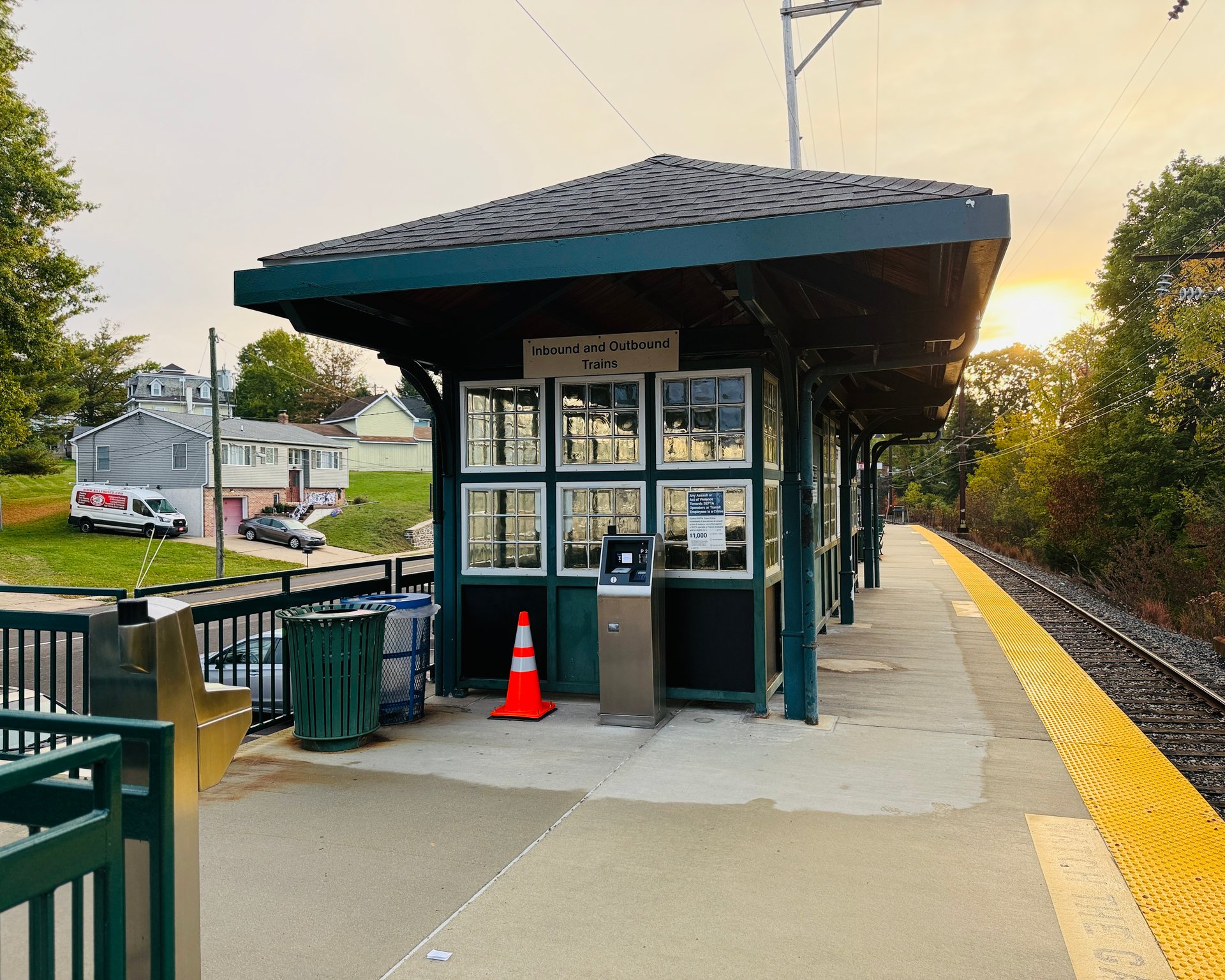 chalfont-03-chalfont-station-terminal-building-serving-septa-r.jpg