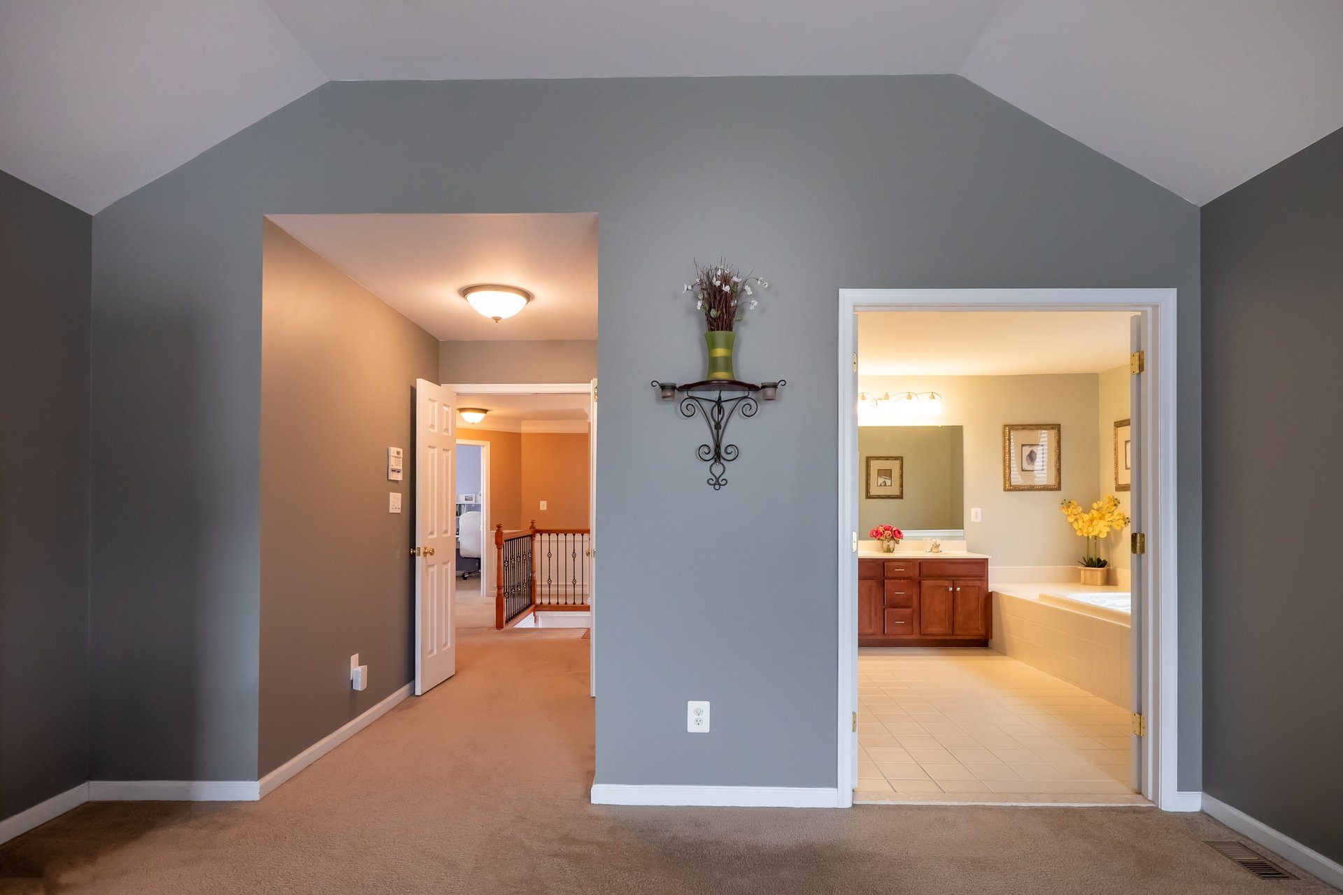 4640 Rolling Ridge Drive