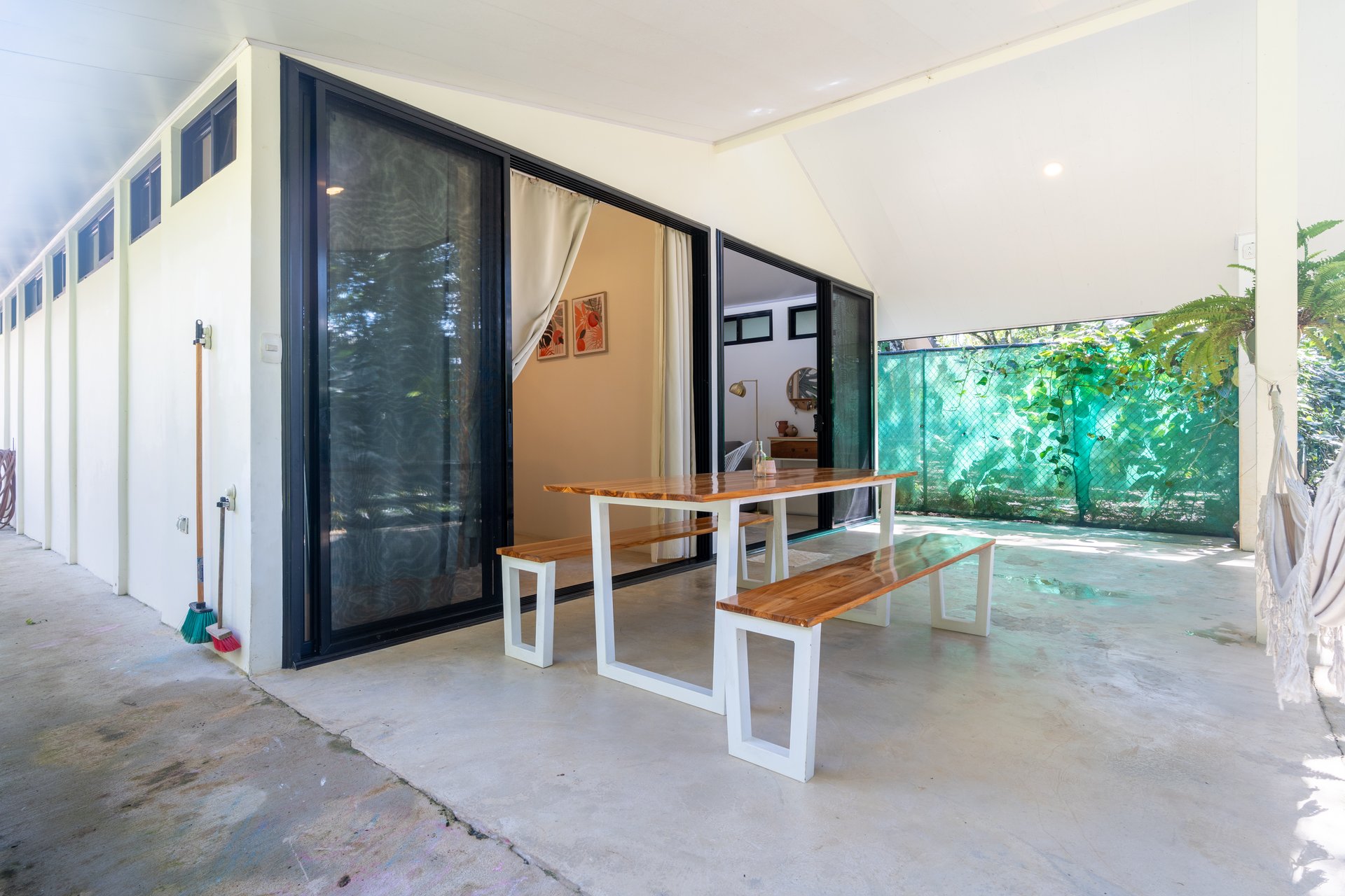 Turnkey Property with 3 Income-Generating Homes in an Exceptional Uvita Location