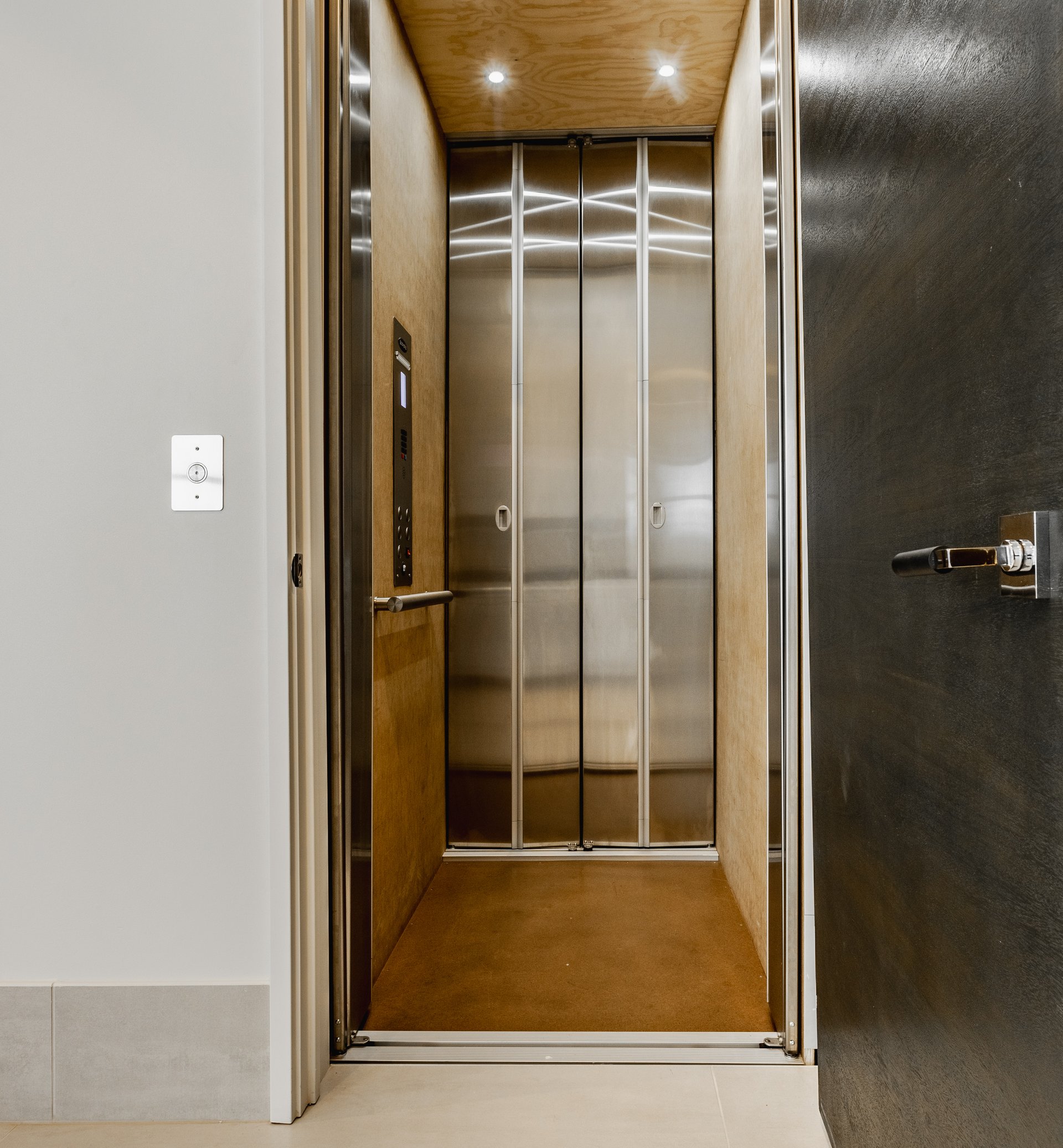 4400 Elmscott Ridge