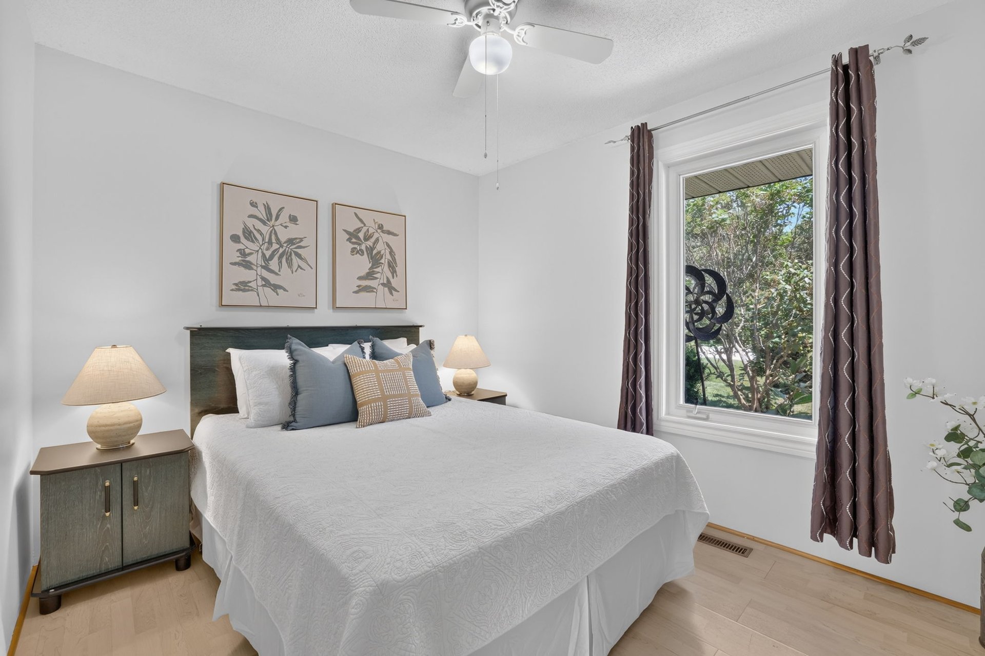 16 Hi View Drive