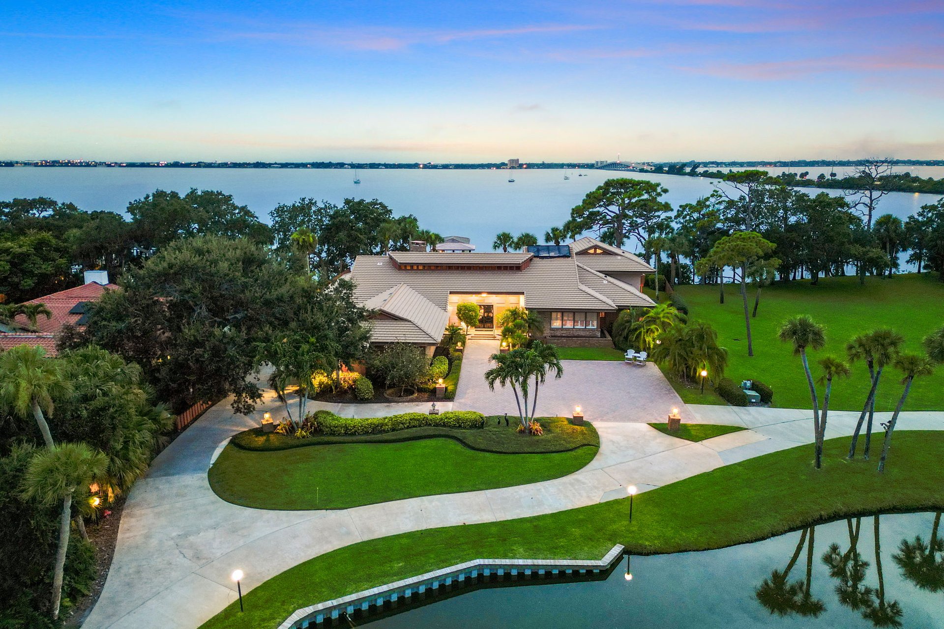 3950 N Riverside Drive, Indialantic