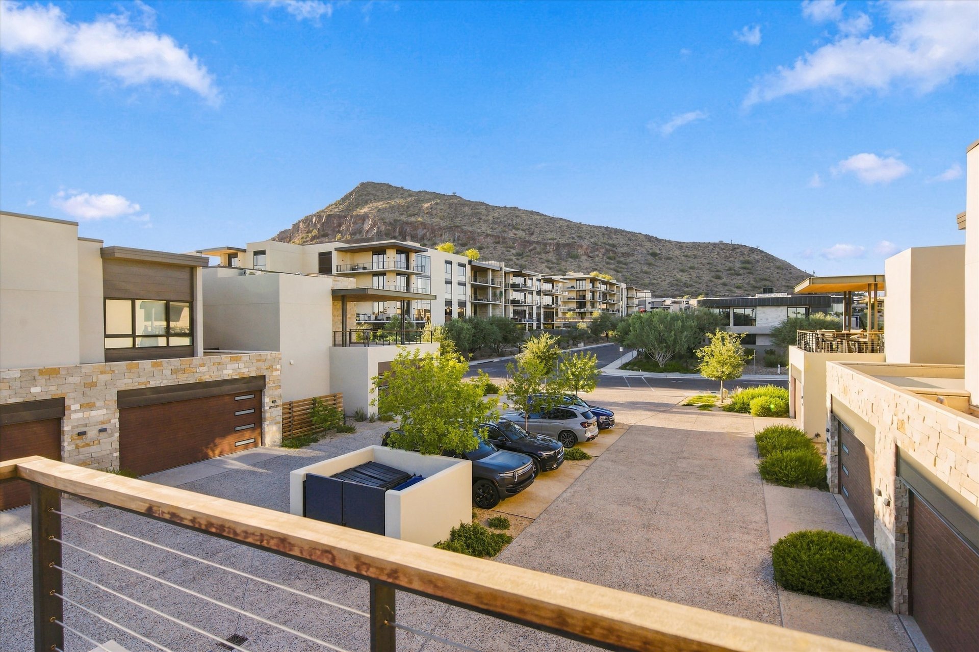 6311 E PHOENICIAN Boulevard 17