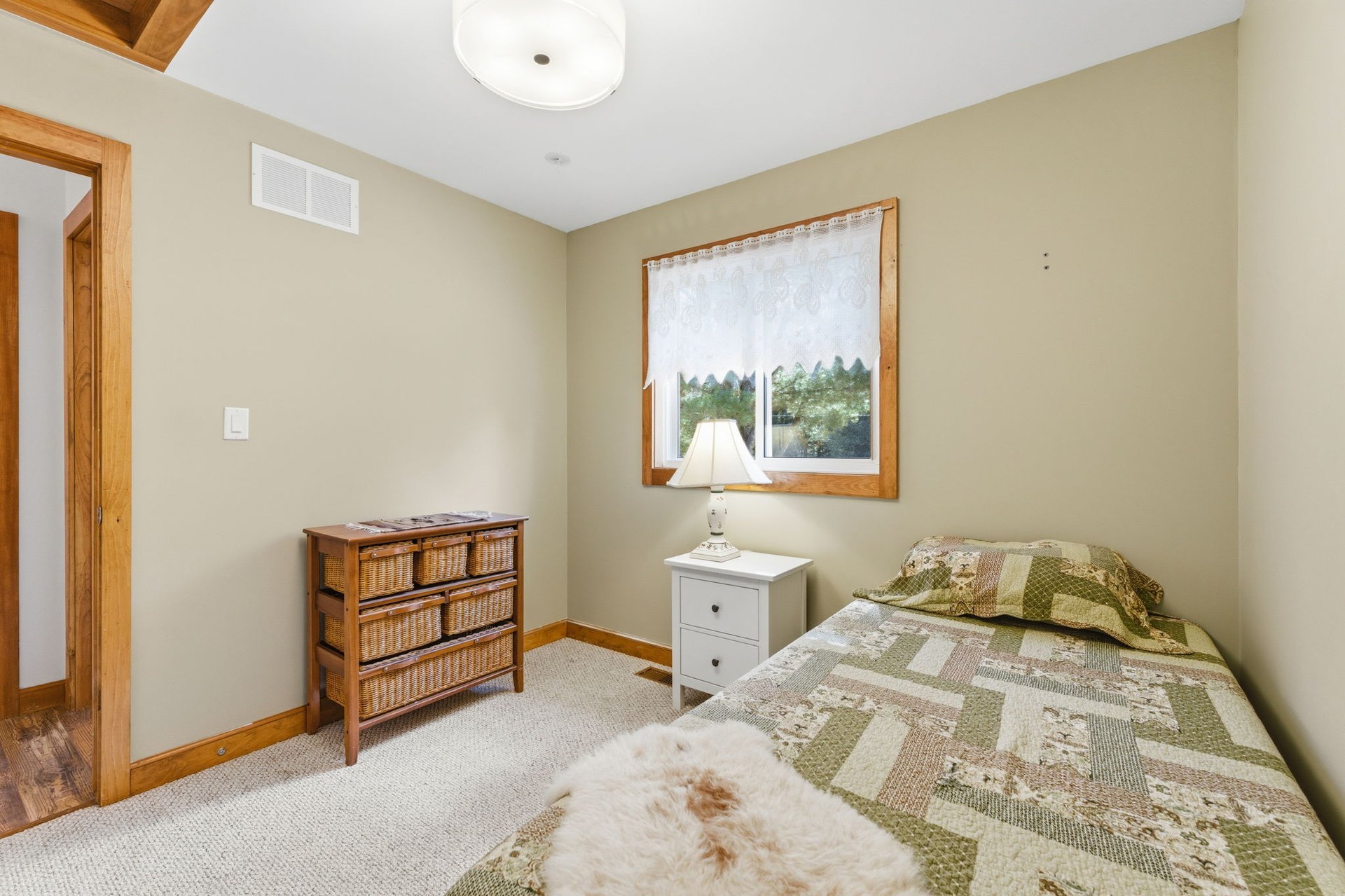 3184 Ravenscliffe Road, Huntsville