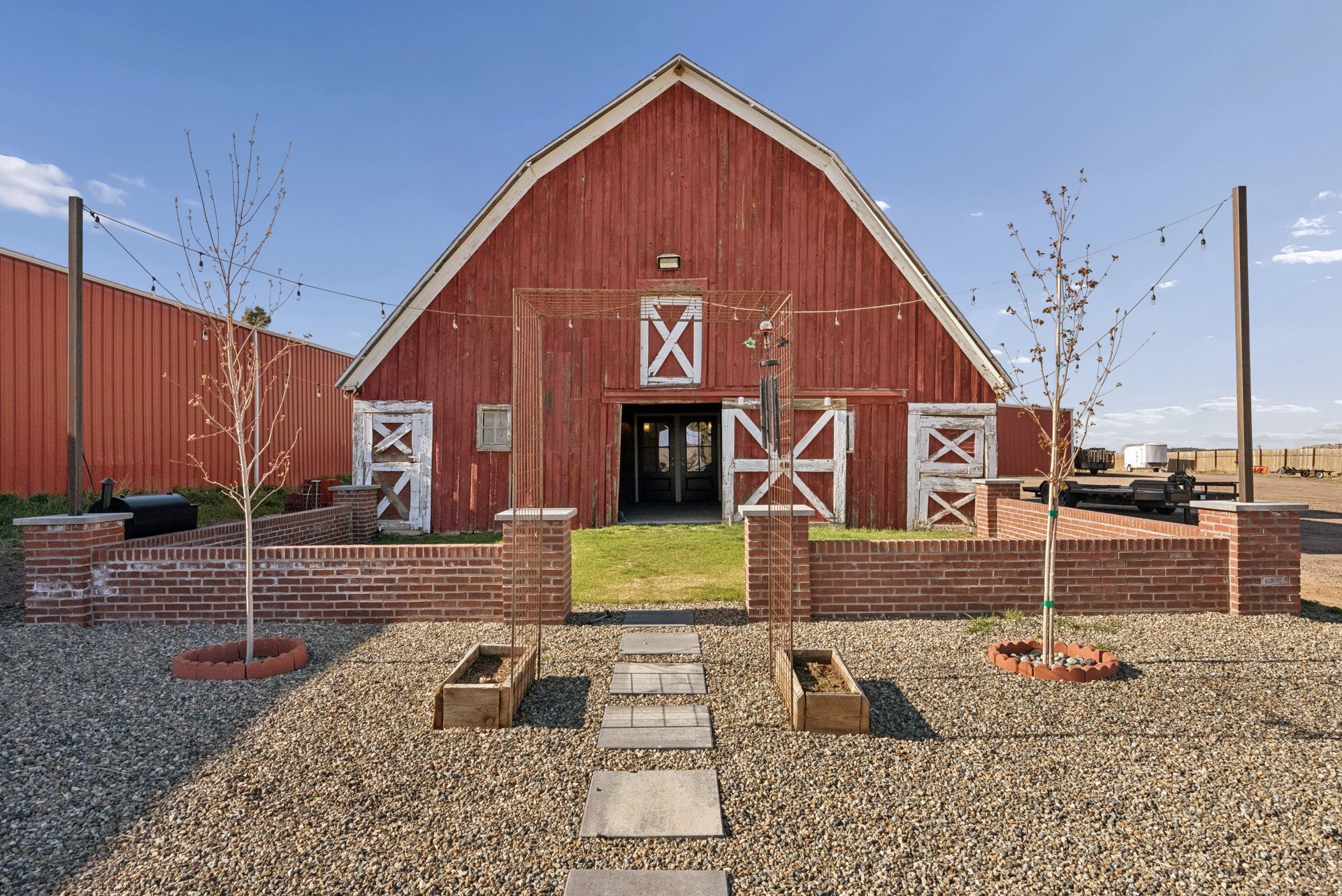 17885 Brick Heights