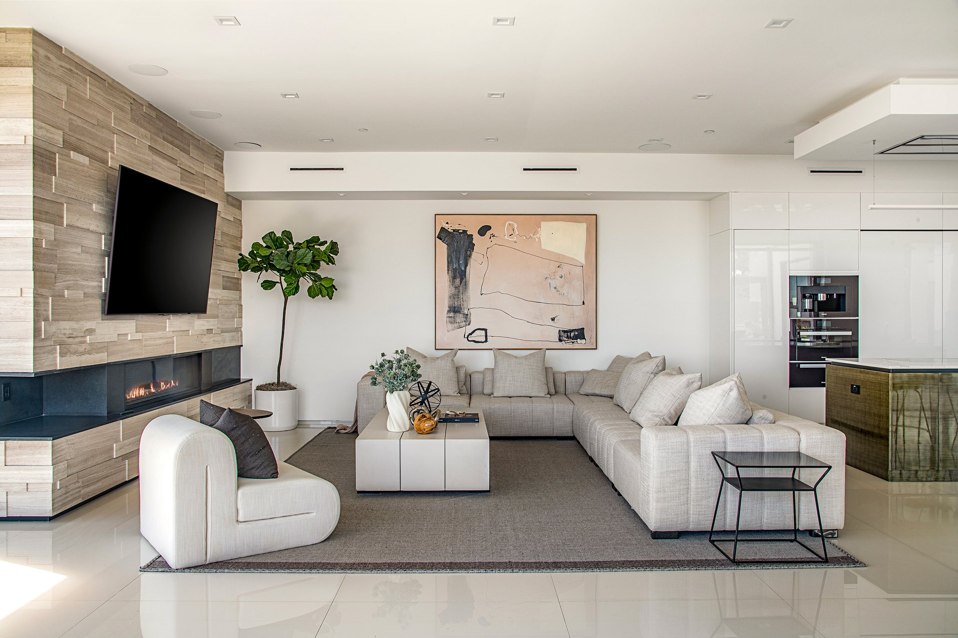 2301 Hercules Dr, Hollywood Hills
