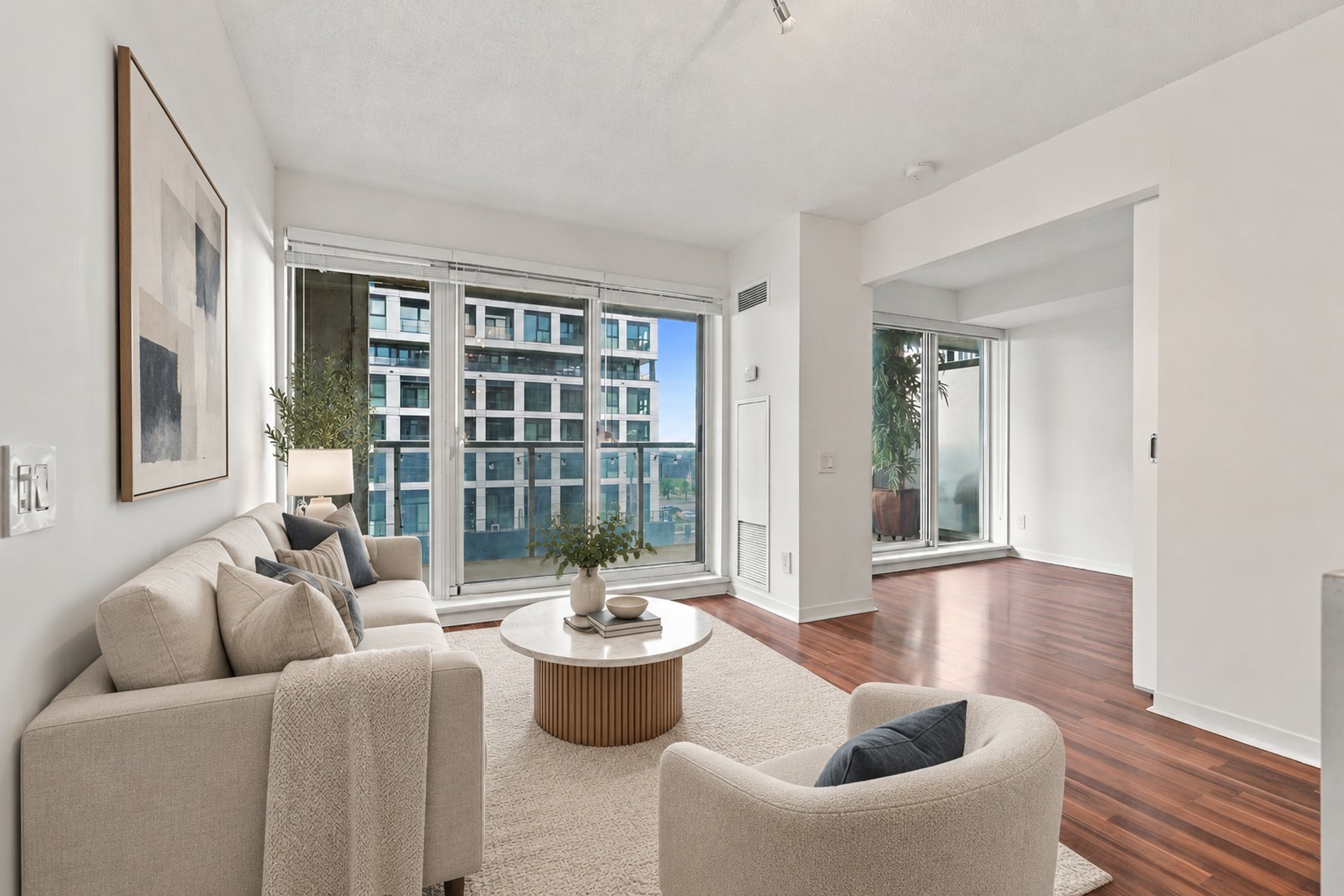 Immaculate 2 Bedroom Corner Unit