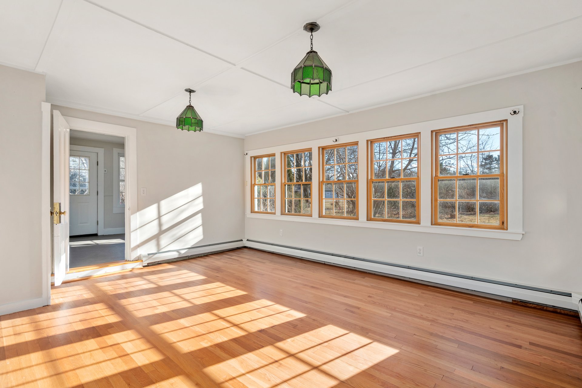 261 Gardner St