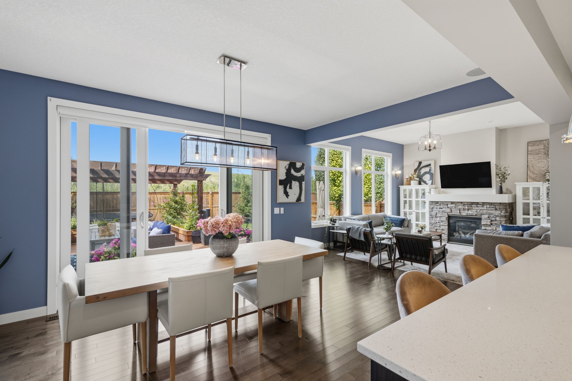 138 Ascot Crescent SW