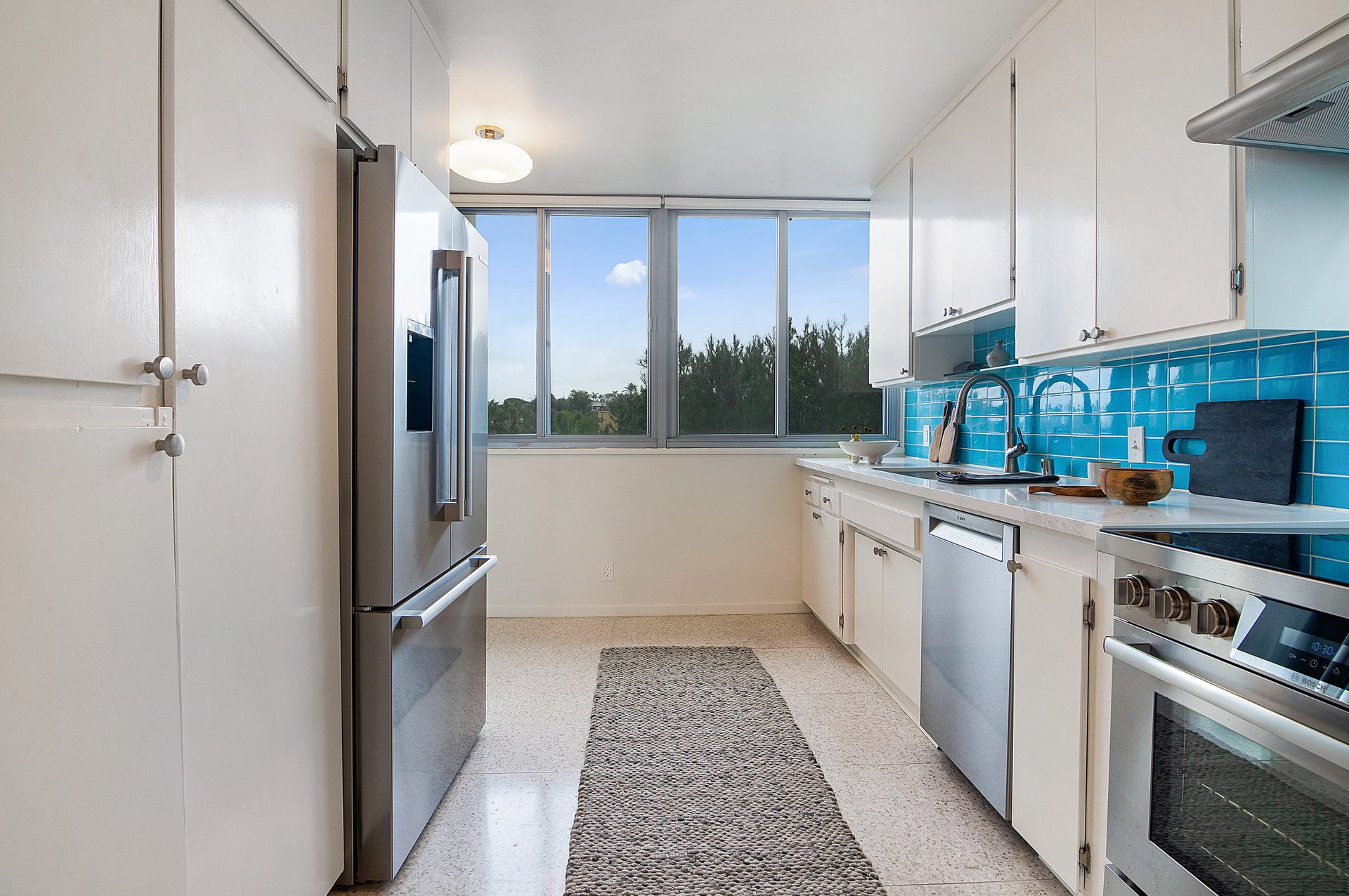 8701 Delgany Ave, #208