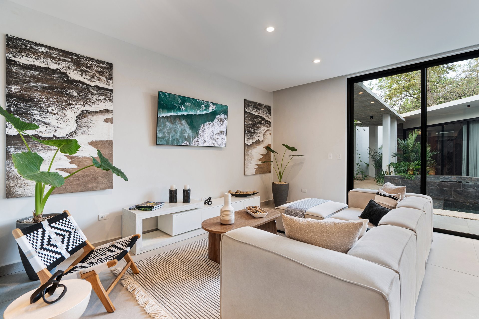 Numandi | 3-Bedroom Single-Story Residence with Private Pool – Playa Avellanas