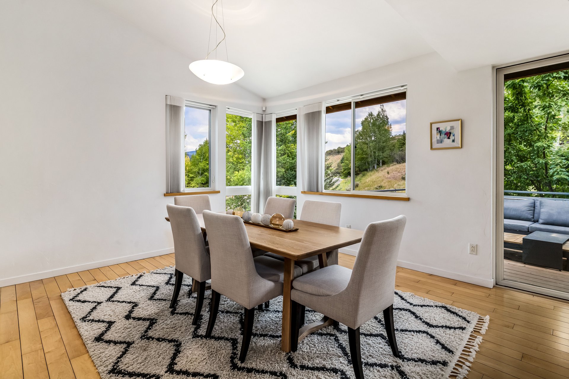 11 Russell Trail