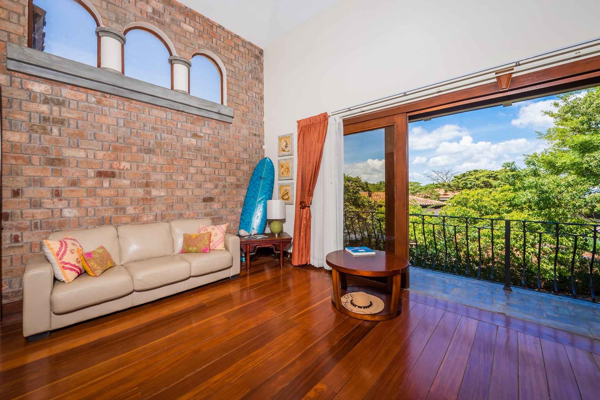 Casa Miraflores, Reserva De Golf #94 | Welcome to Casa Miraflores, an exquisite colonial-style estate home located in Hacienda Pinilla!