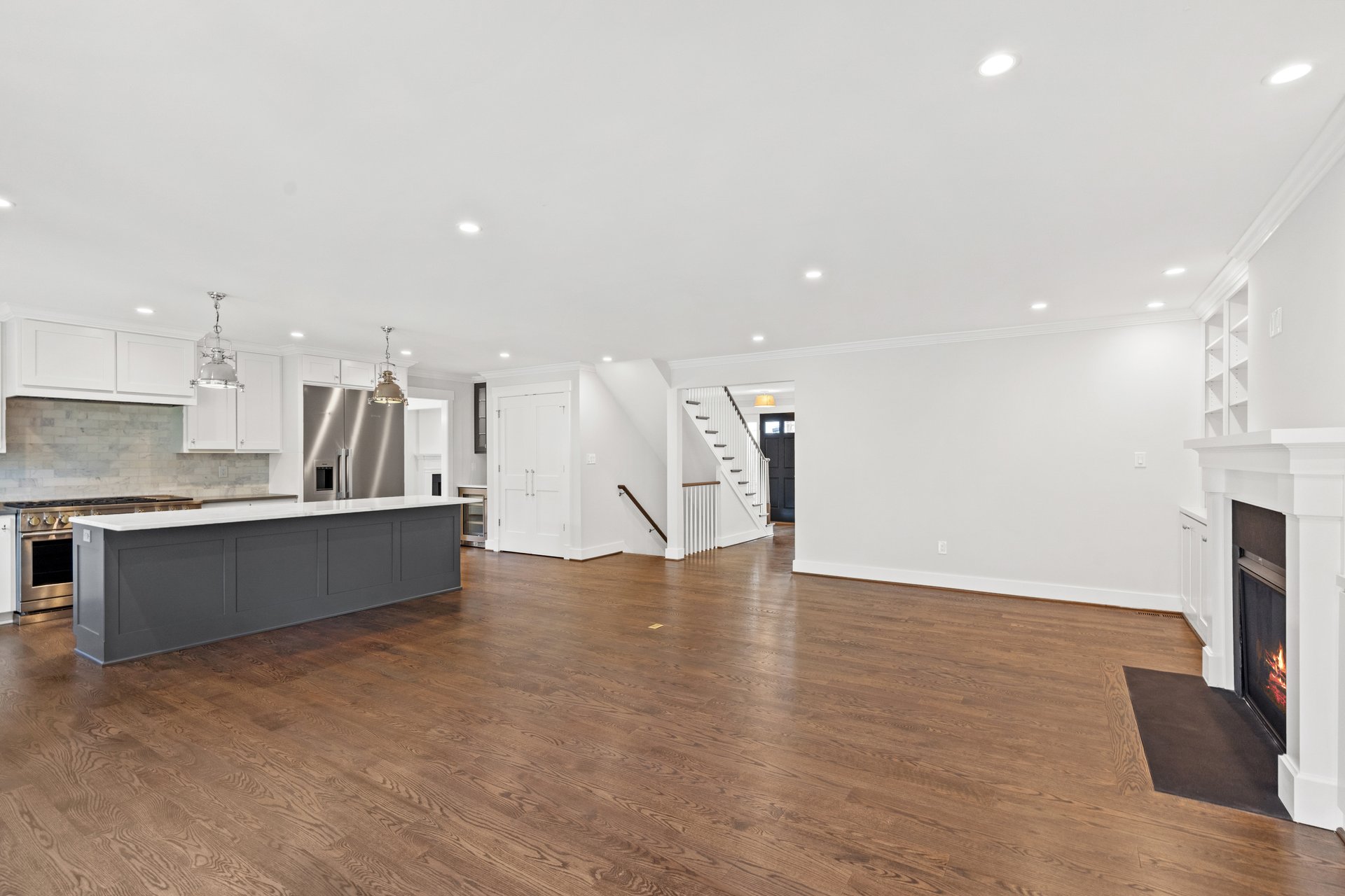 5952 Searl Ter