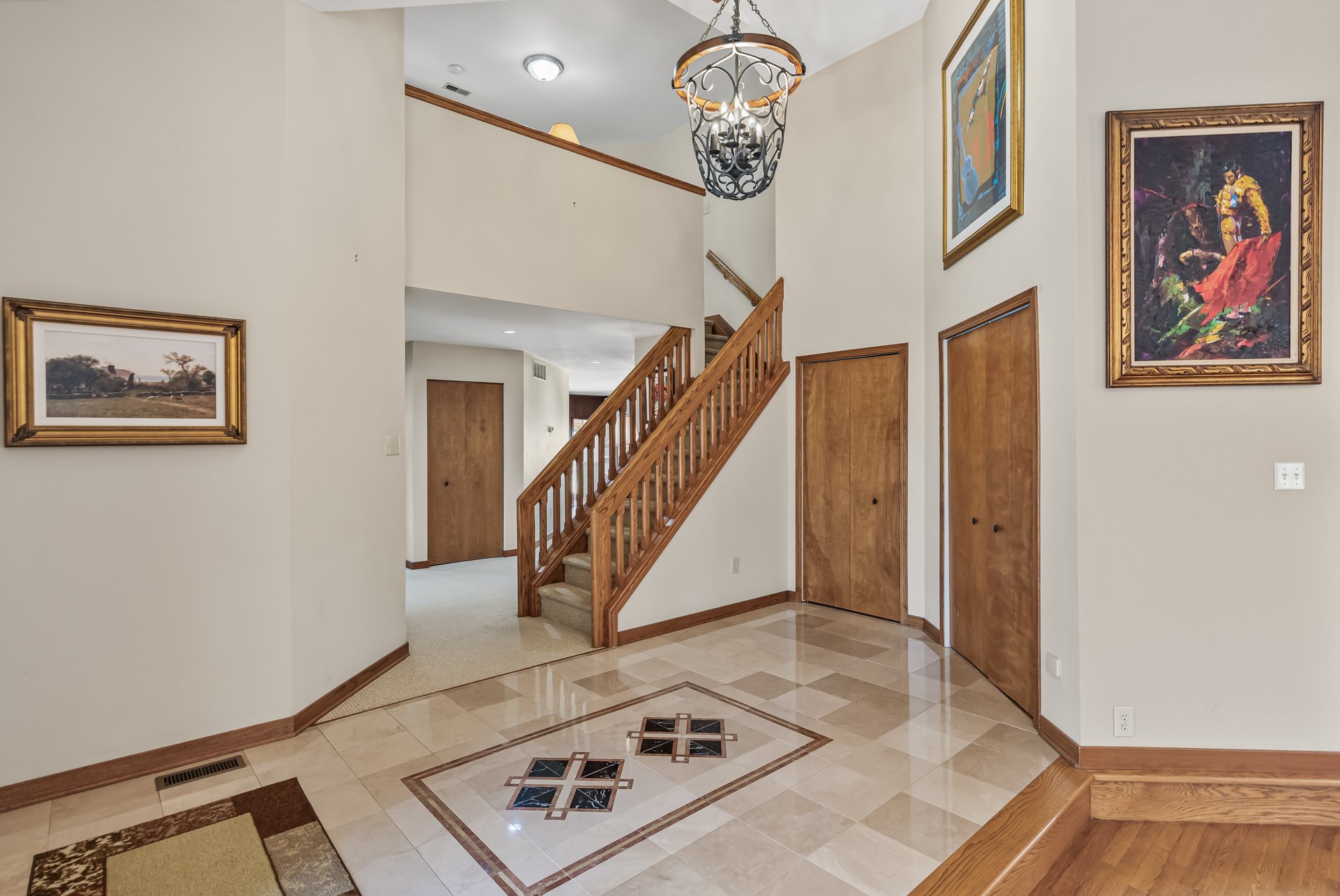 107 Foxford Ln