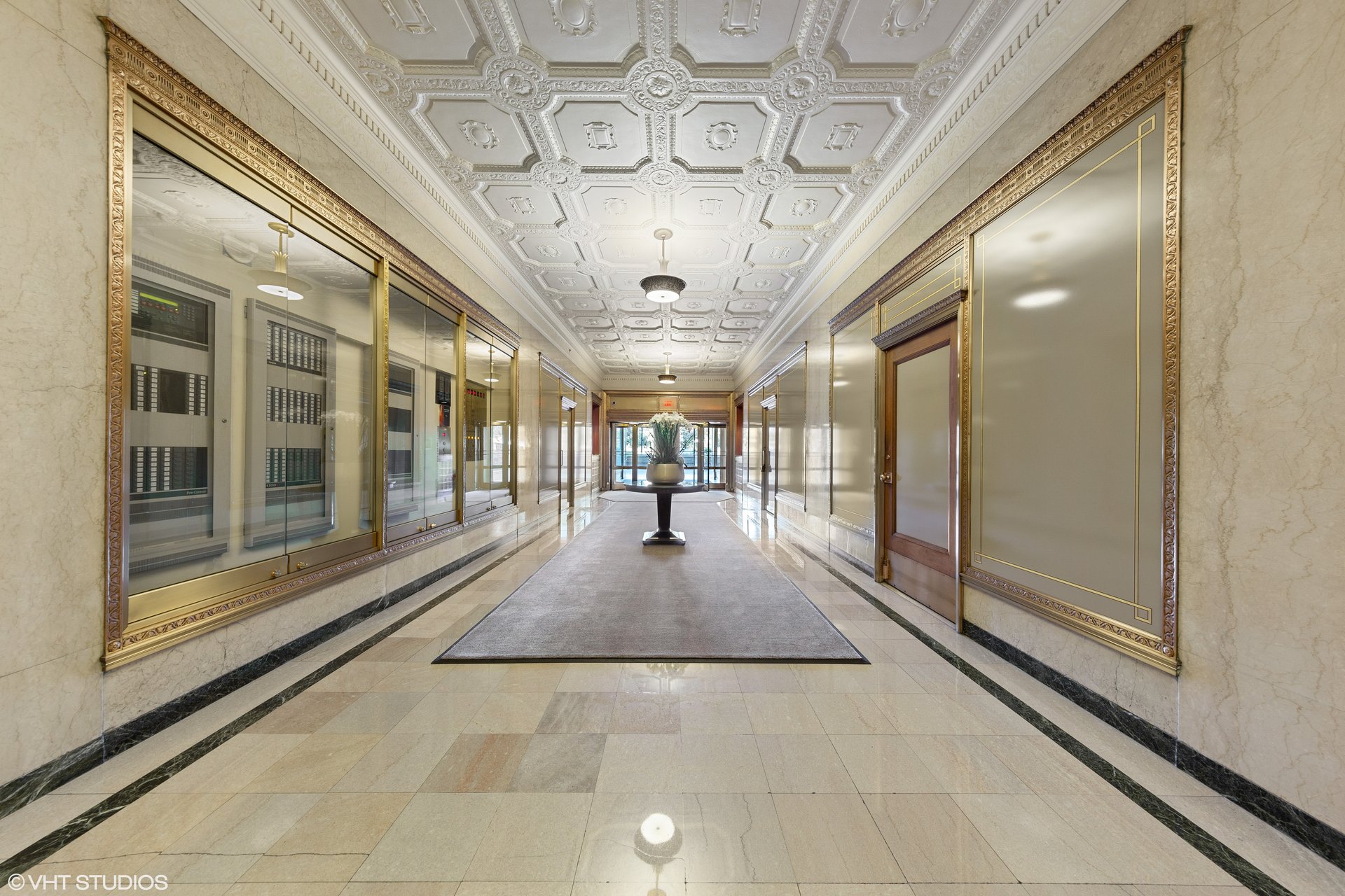 310 S Michigan Ave Unit 202