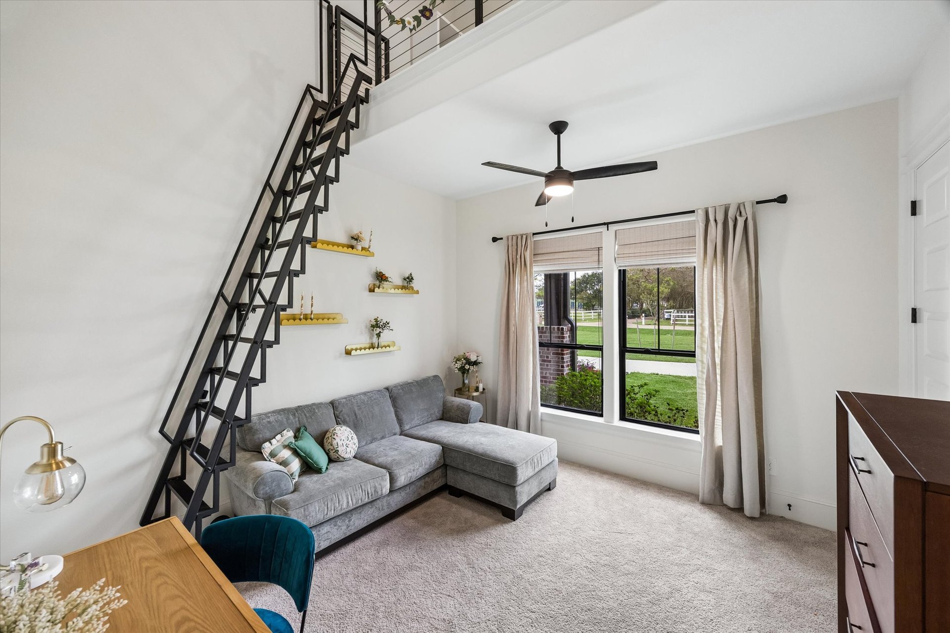 301 W. Viejo Dr