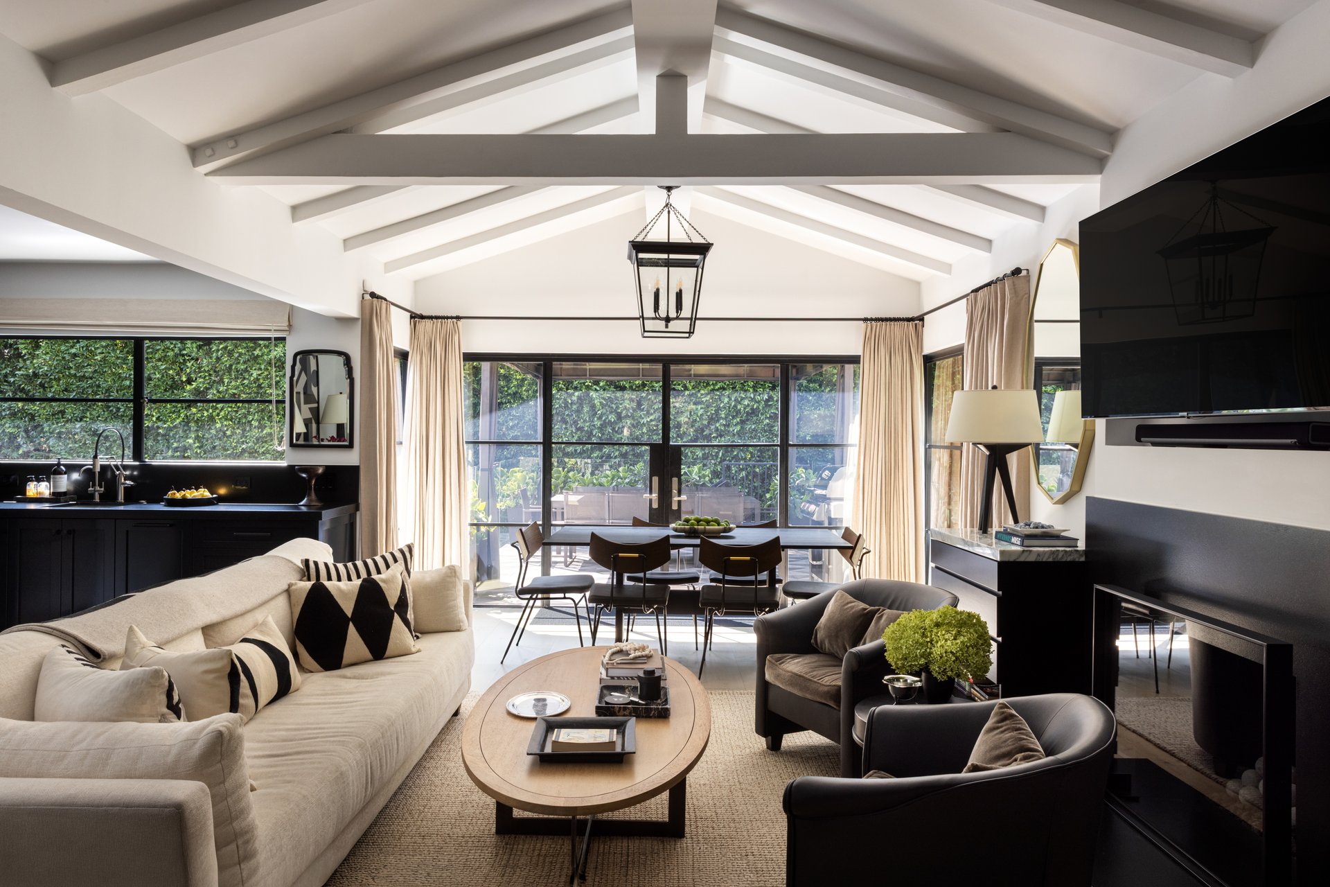1853 Franklin Canyon Dr, Beverly Hills
