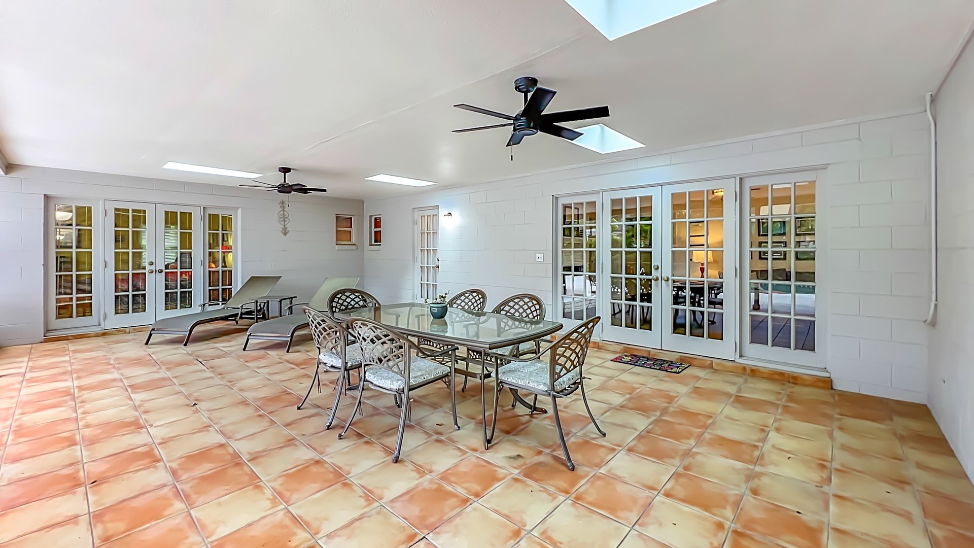 Winter Park Vias Traditonal 5-Bedroom Home near Racquet Club