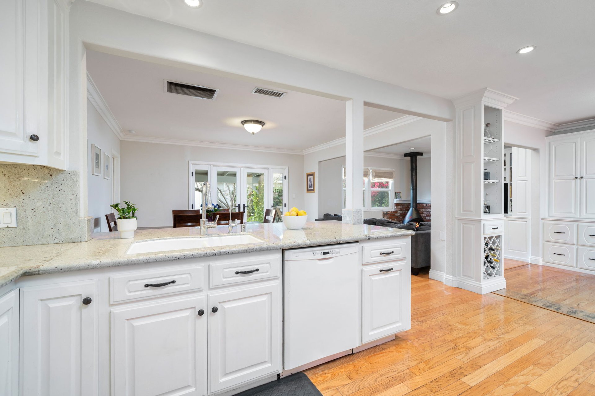 1219 Winston Court