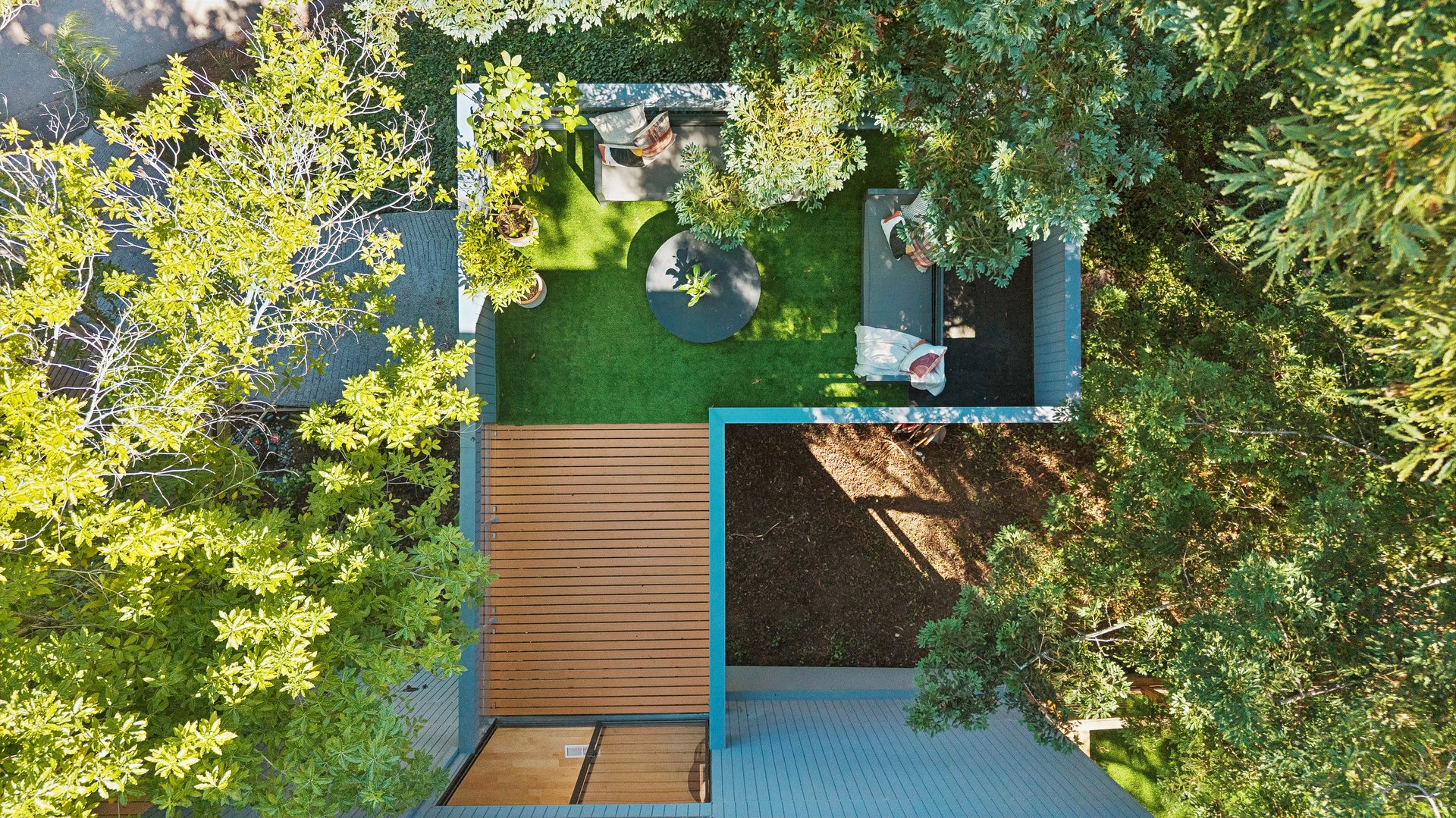 Contemporary Berkeley Hills Treehouse
