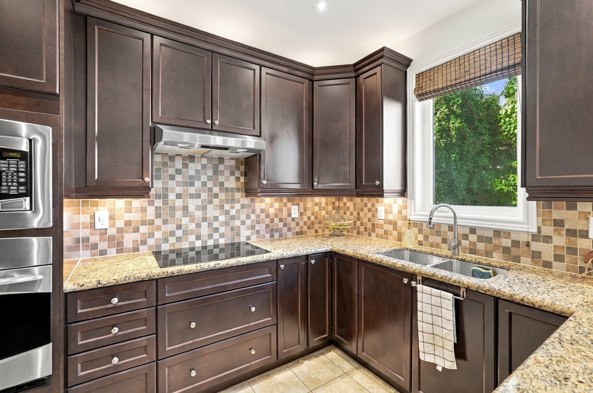 Family Living in the Heart of Lakeshore Woods