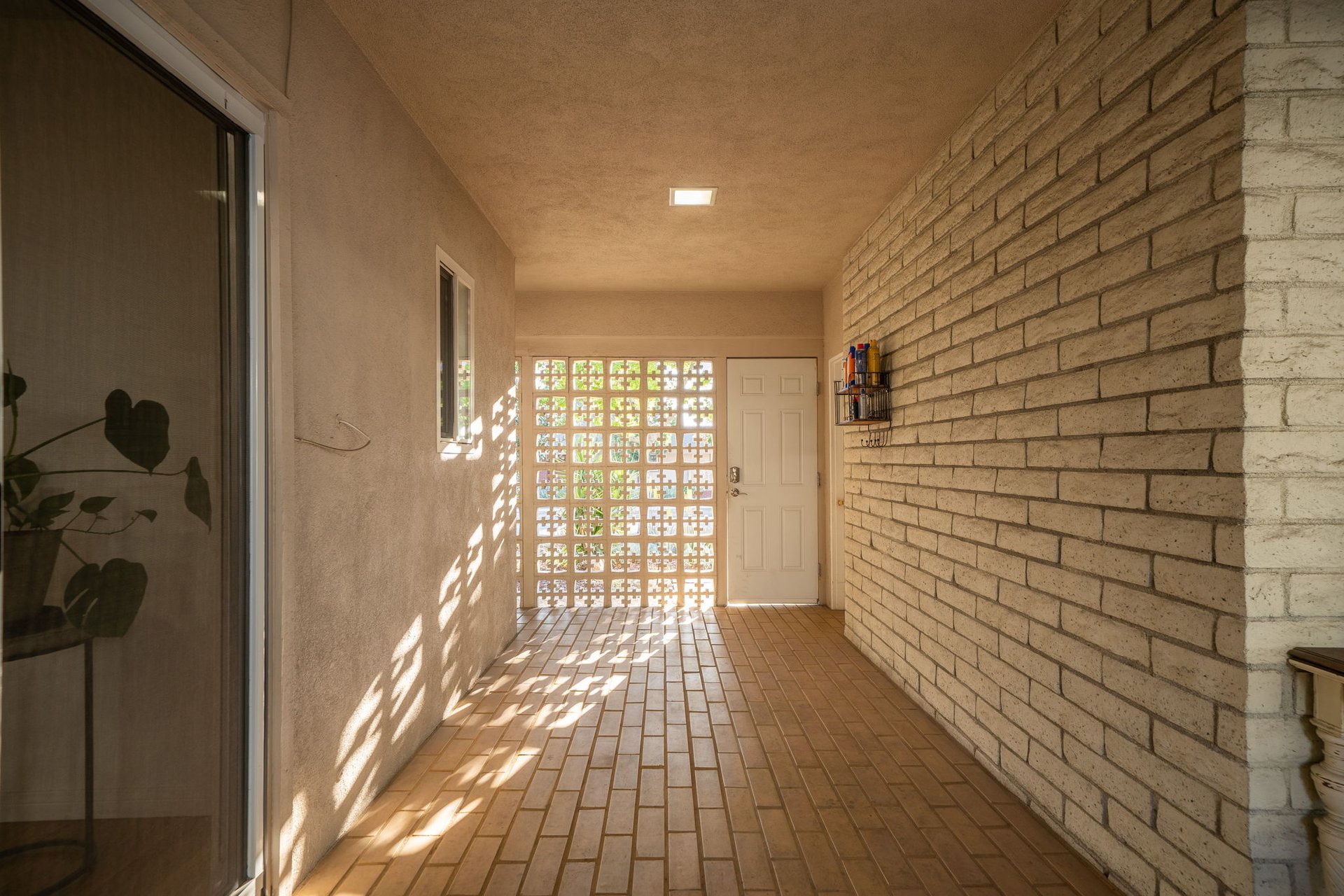 897 Ottawa Drive