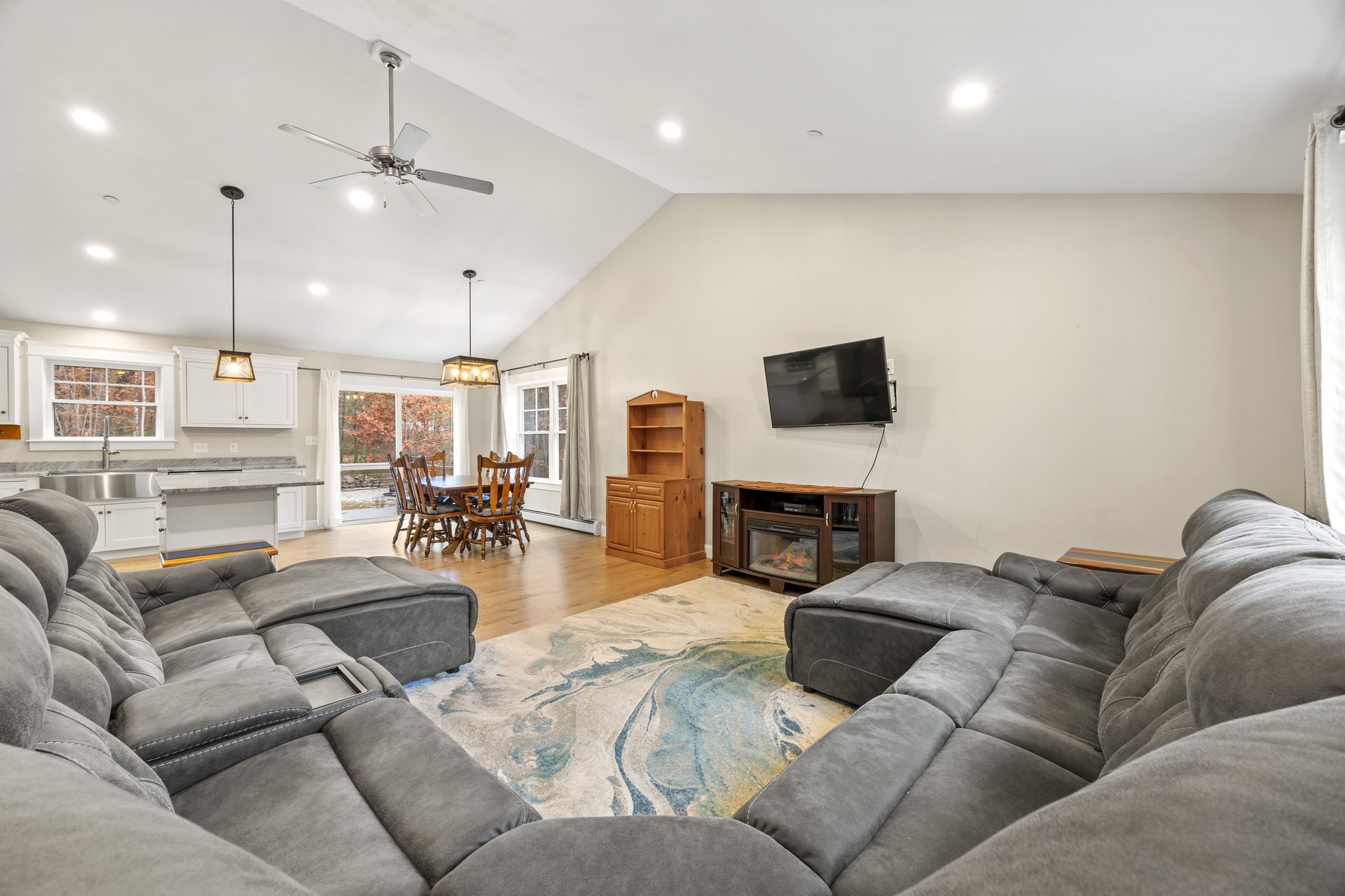 1 Leona Drive