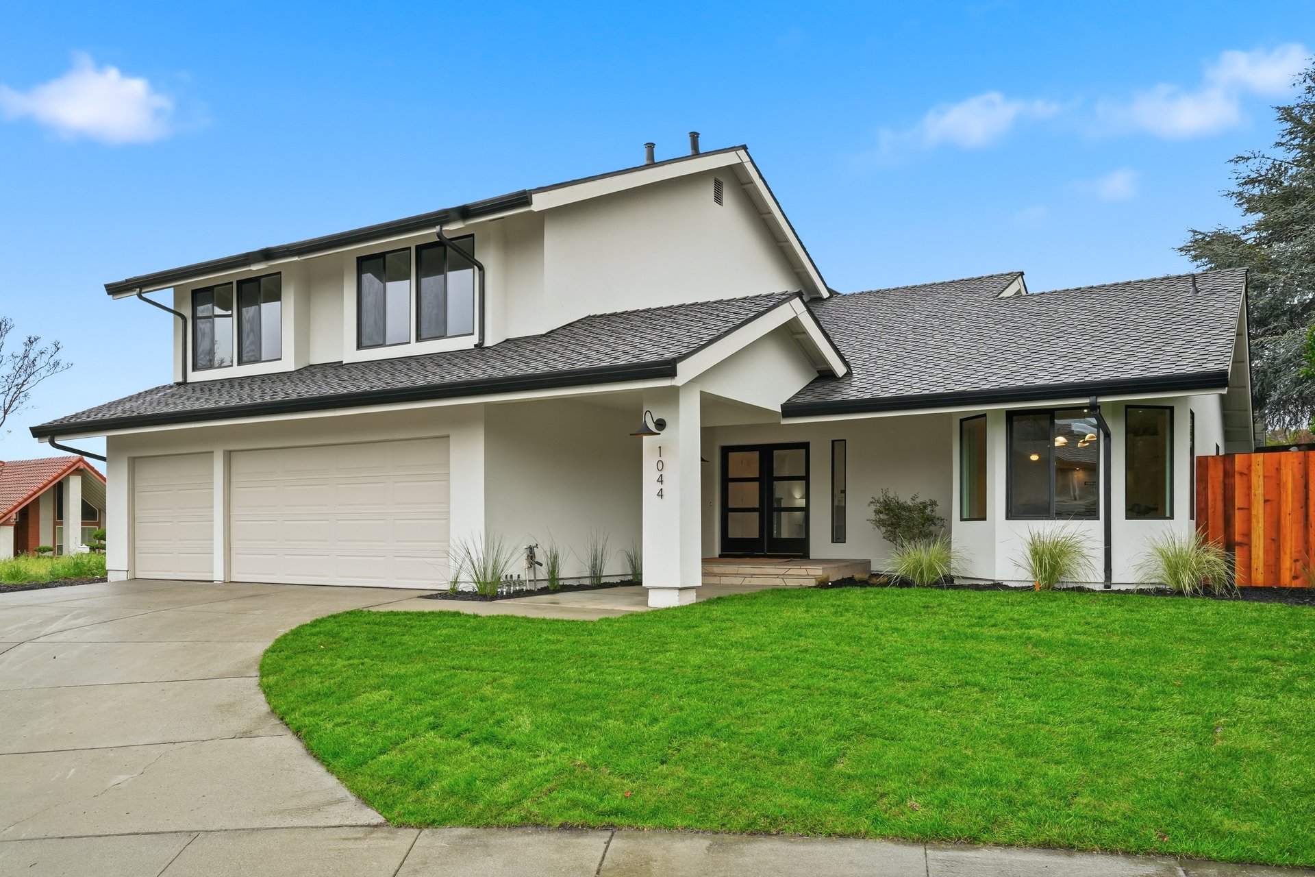 1044 Geronimo Ct