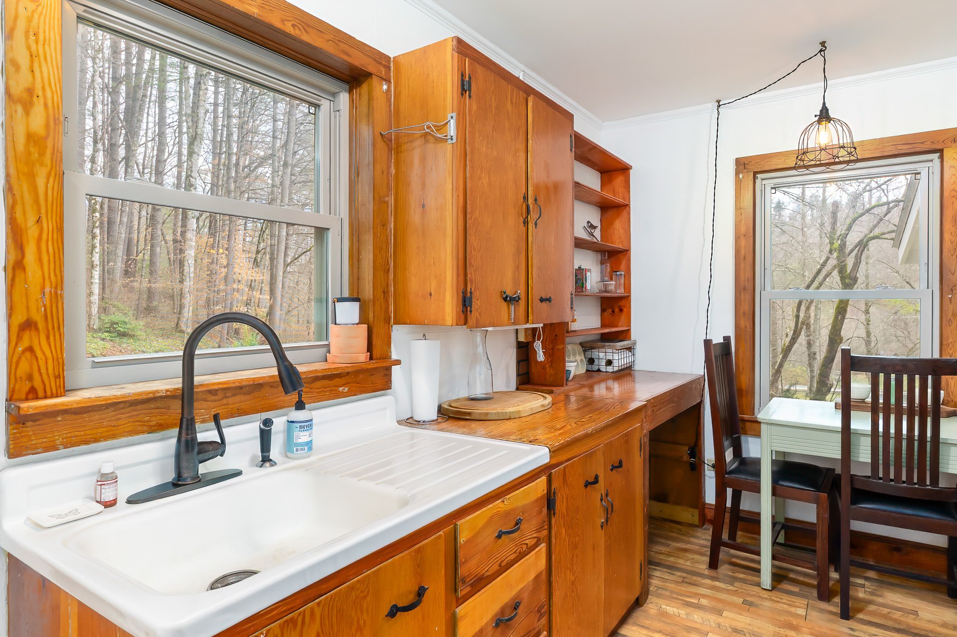 2035 Wayah Rd.