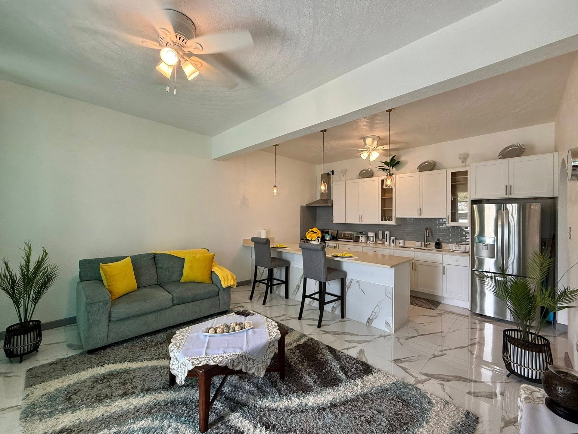 1068 Hawksnest 1 Bedroom Apartment