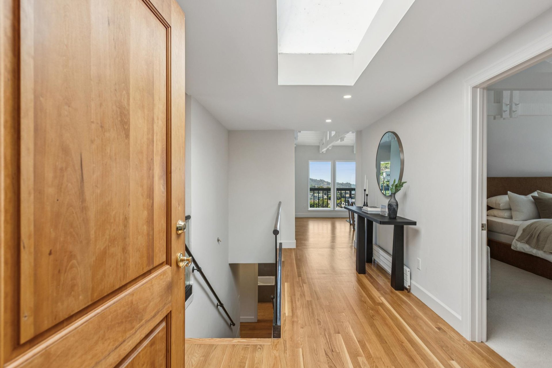 12 Tara View Road