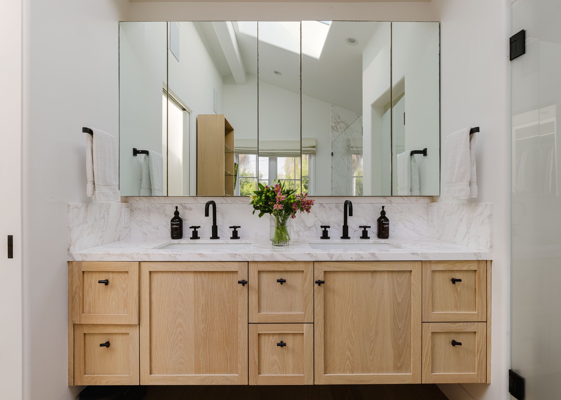408 Westbourne Dr, West Hollywood 