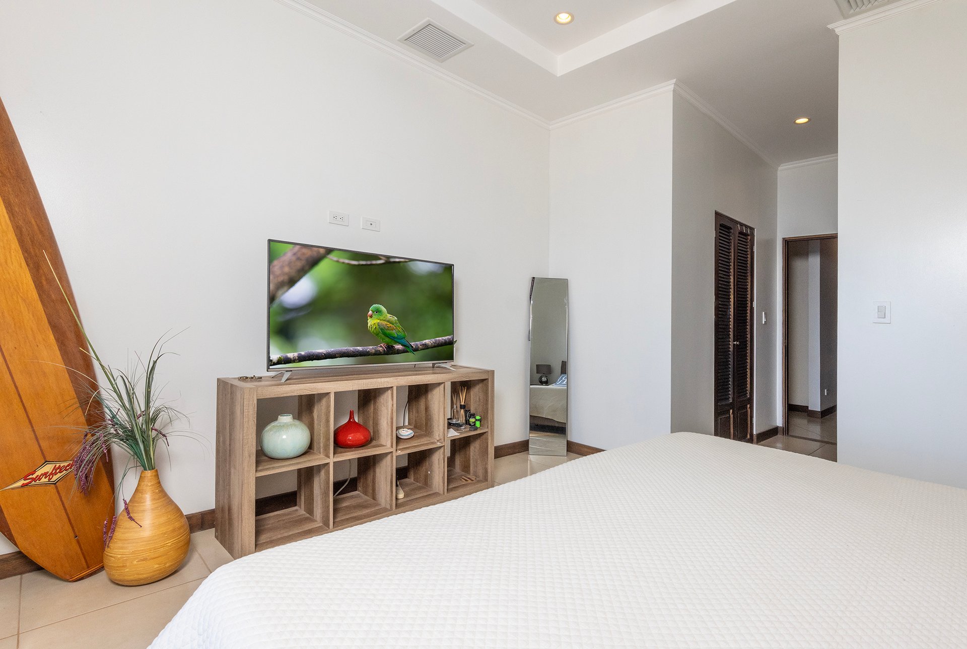 Flamingo Towers 23 | Stunning ocean view, vacation home or rental income.