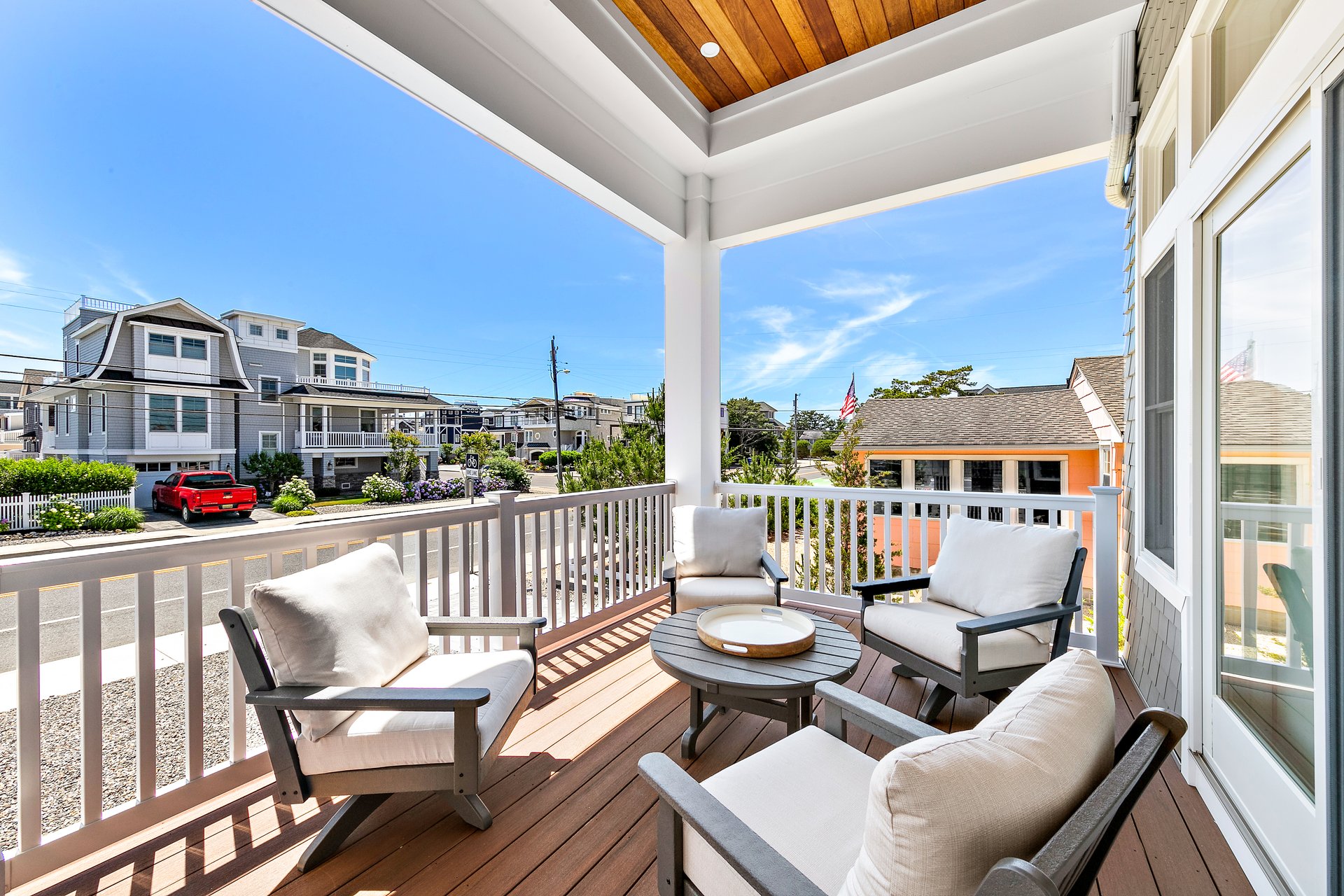 1110 S Beach Avenue, Beach Haven