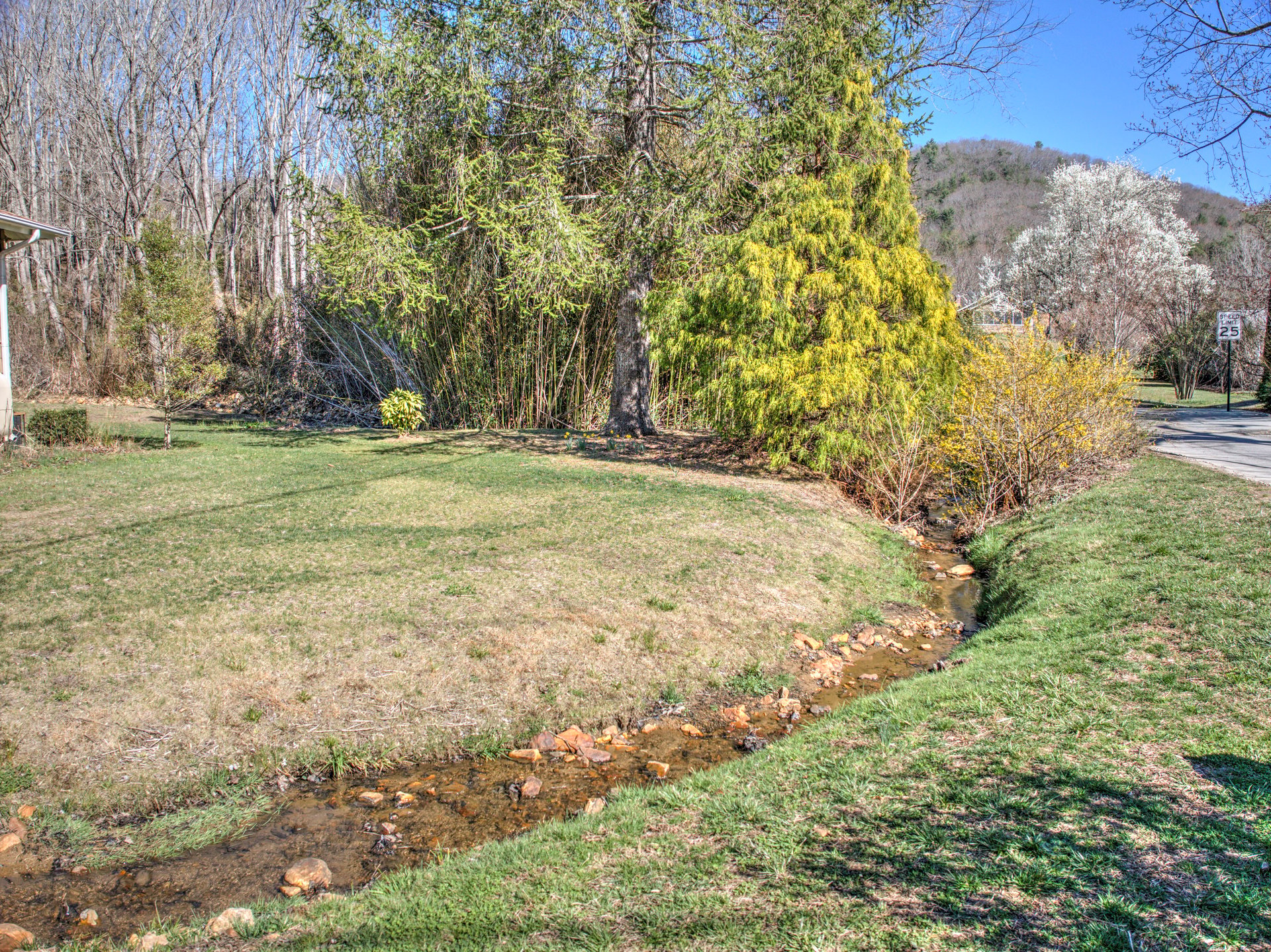 879 New Haw Creek Road