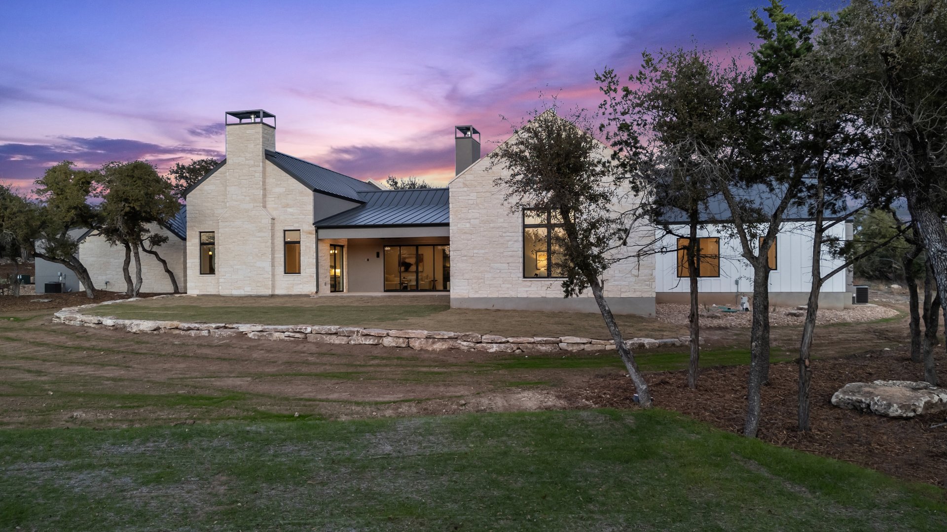 Oakstone Place