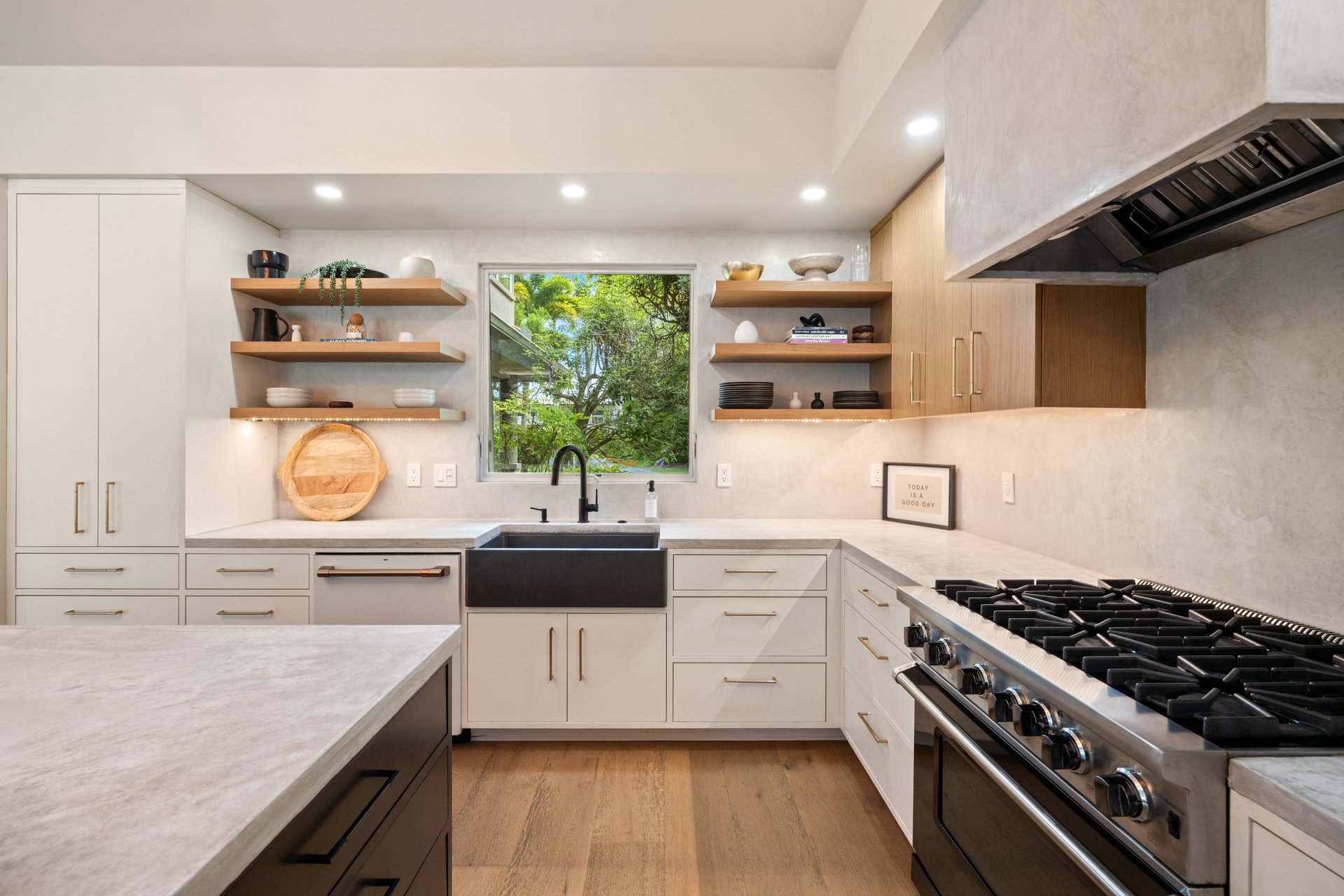 4066 Private Address Dr