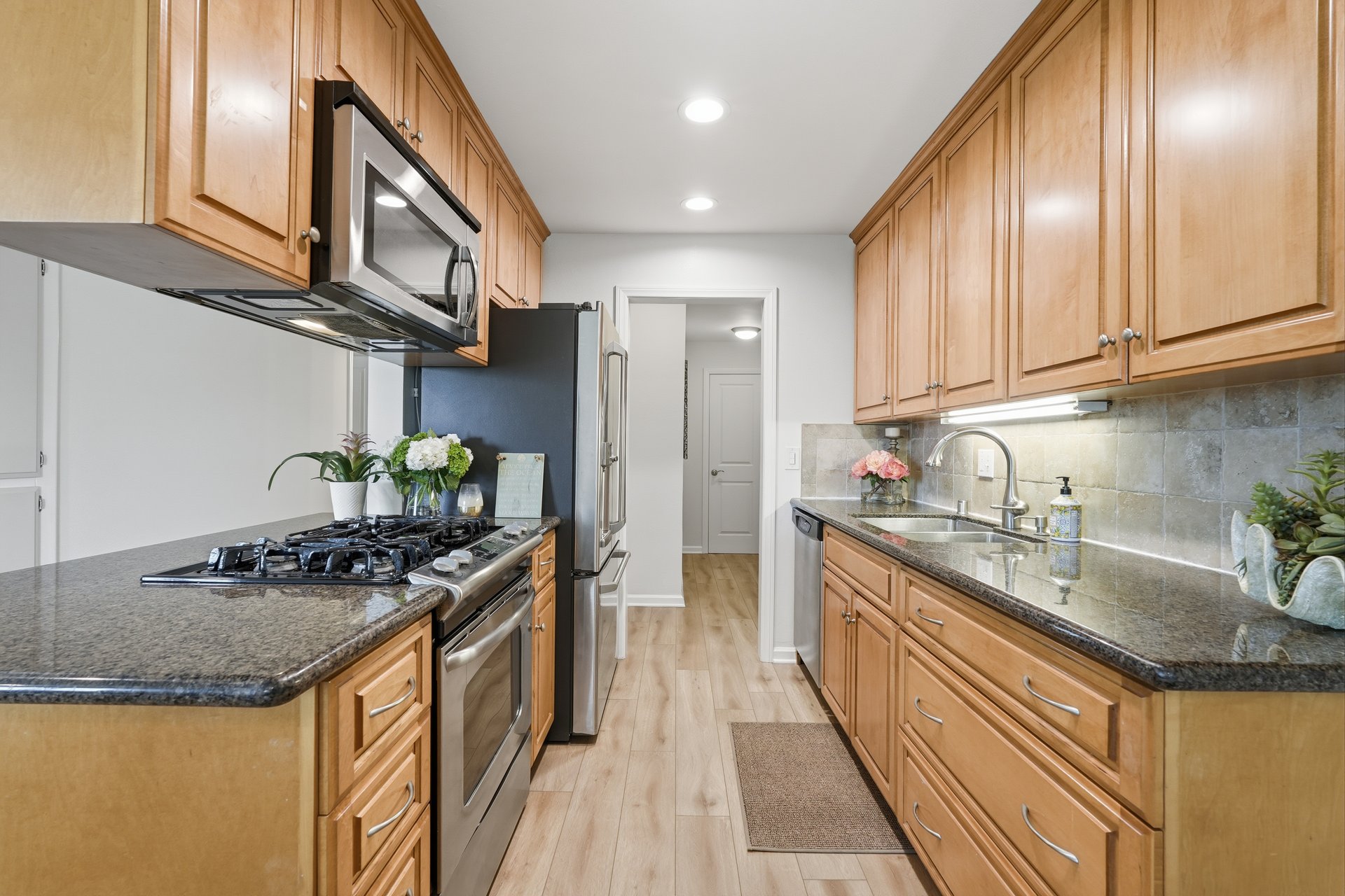 1600 Ardmore Avenue 231