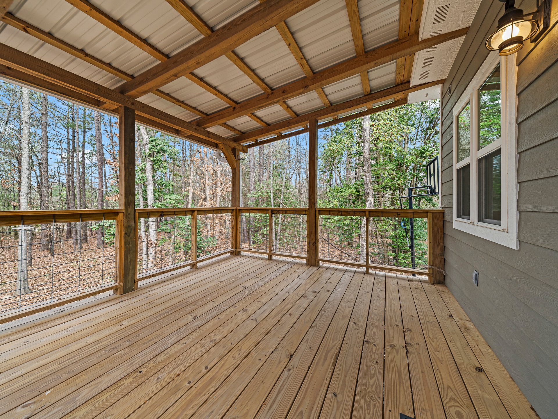Thunder Mountain Homestead